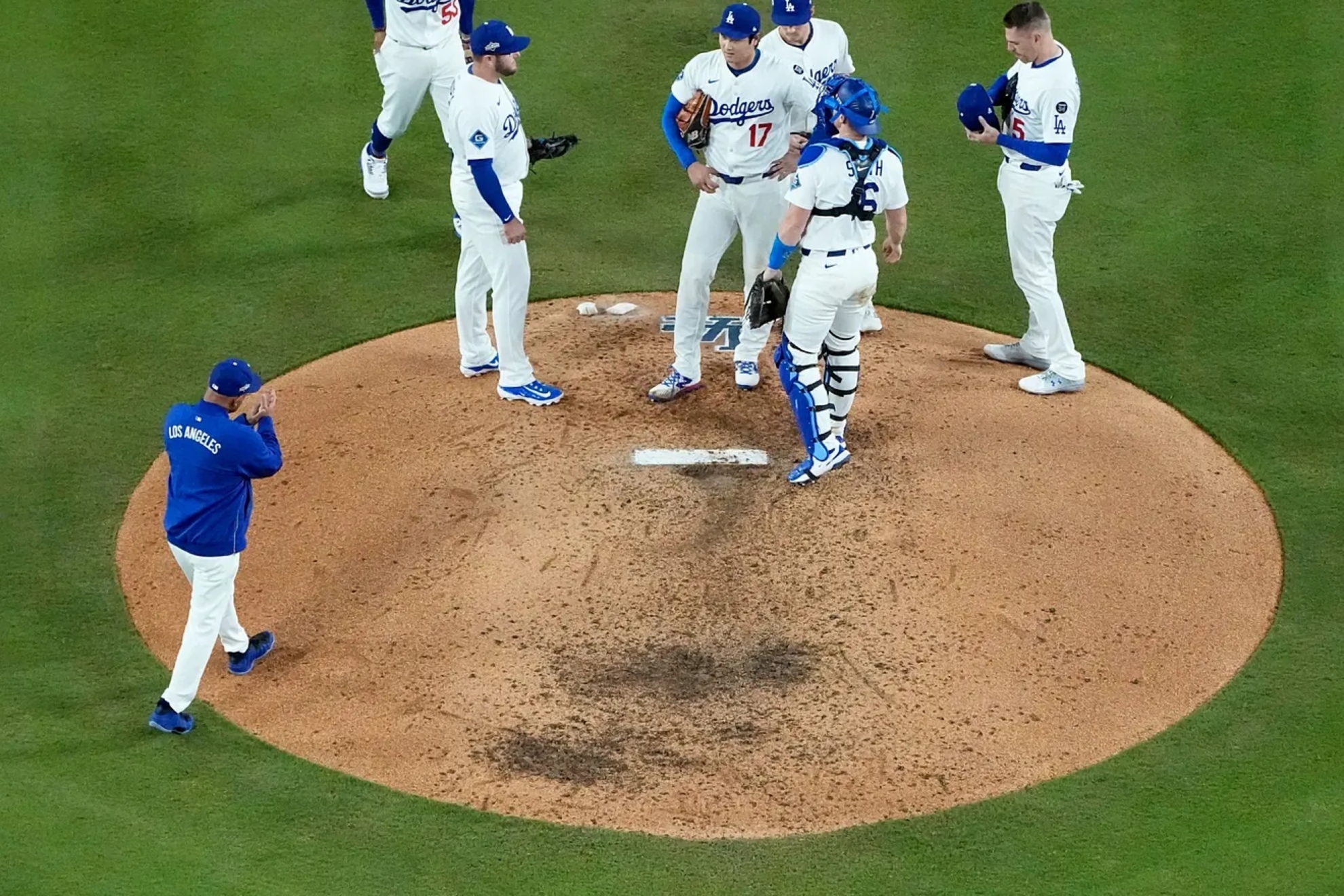 Everyone surrenders to Shohei Ohtani
