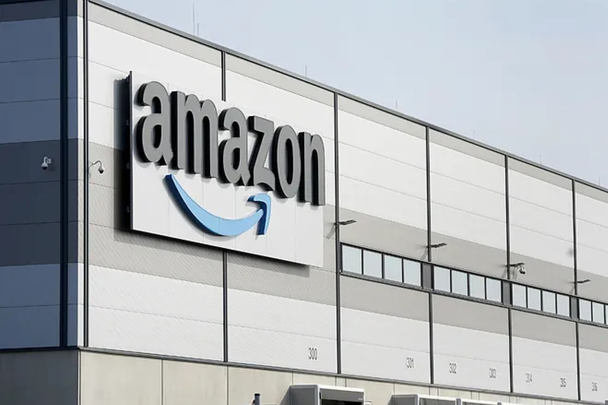 Amazon offers several discounts to its customers on Black Friday/