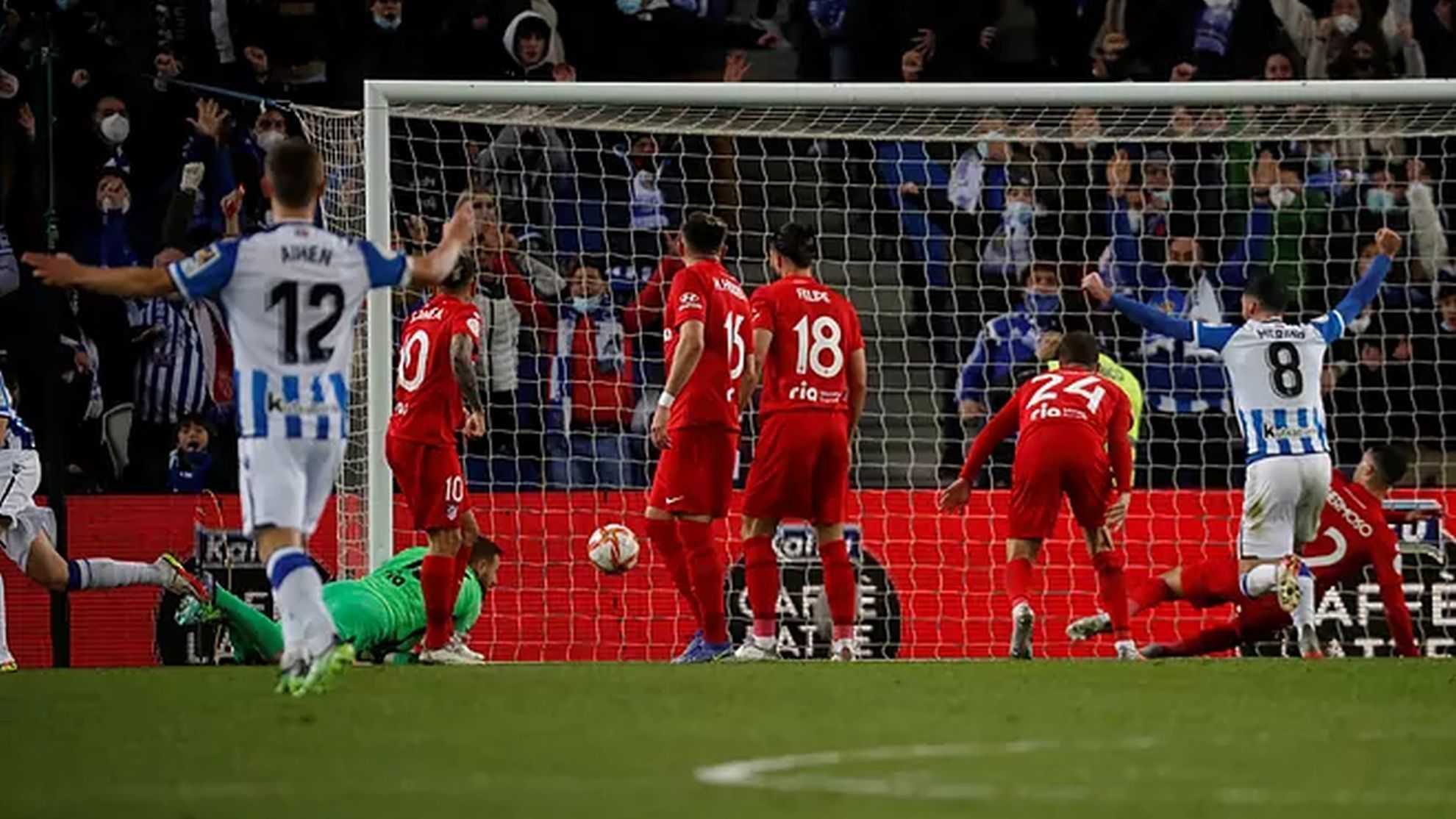 Real Sociedad celebrate their Copa del Rey win over Atletico