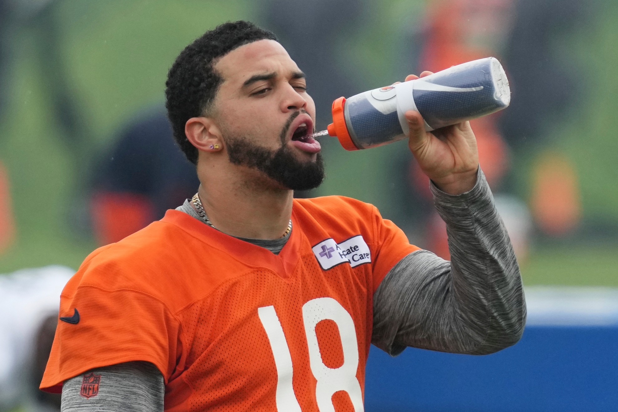 QB Caleb Williams Steps Out With Actress Madelyn Cline at Summer Smash