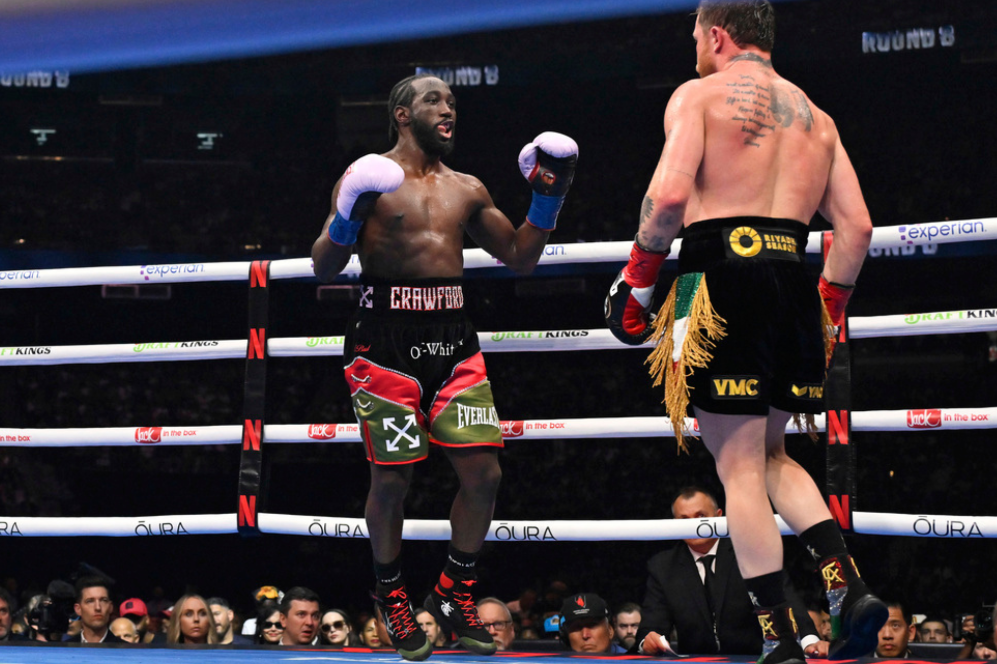 Nightmare in the ring for Canelo Álvarez as Terence Crawford claims victory and the championship belt
