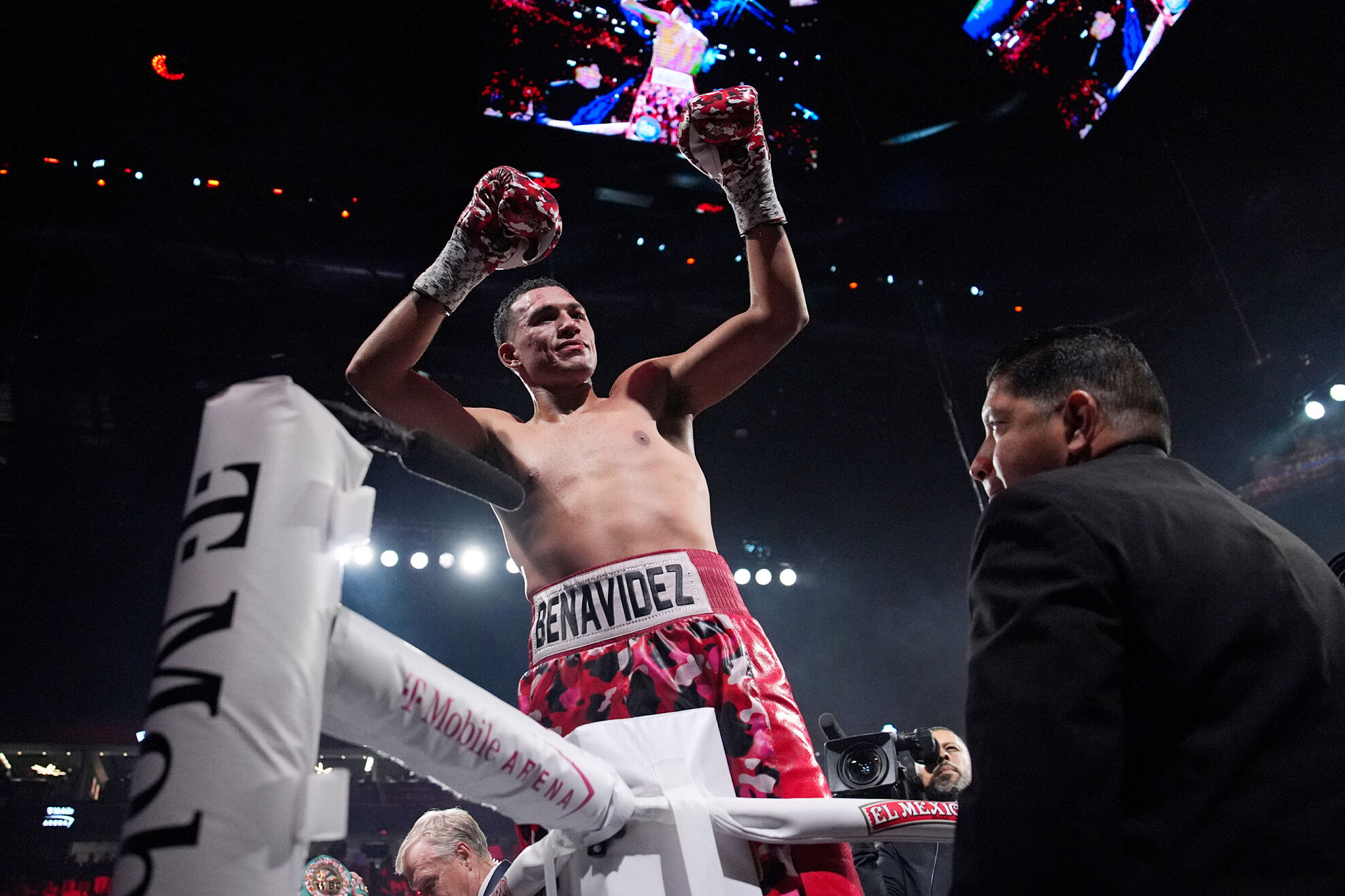 David Benavidez celebrates after defeating David Morrell during a light heavyweight title boxing match Saturday, Feb. 1, 2025, in Las Vegas.