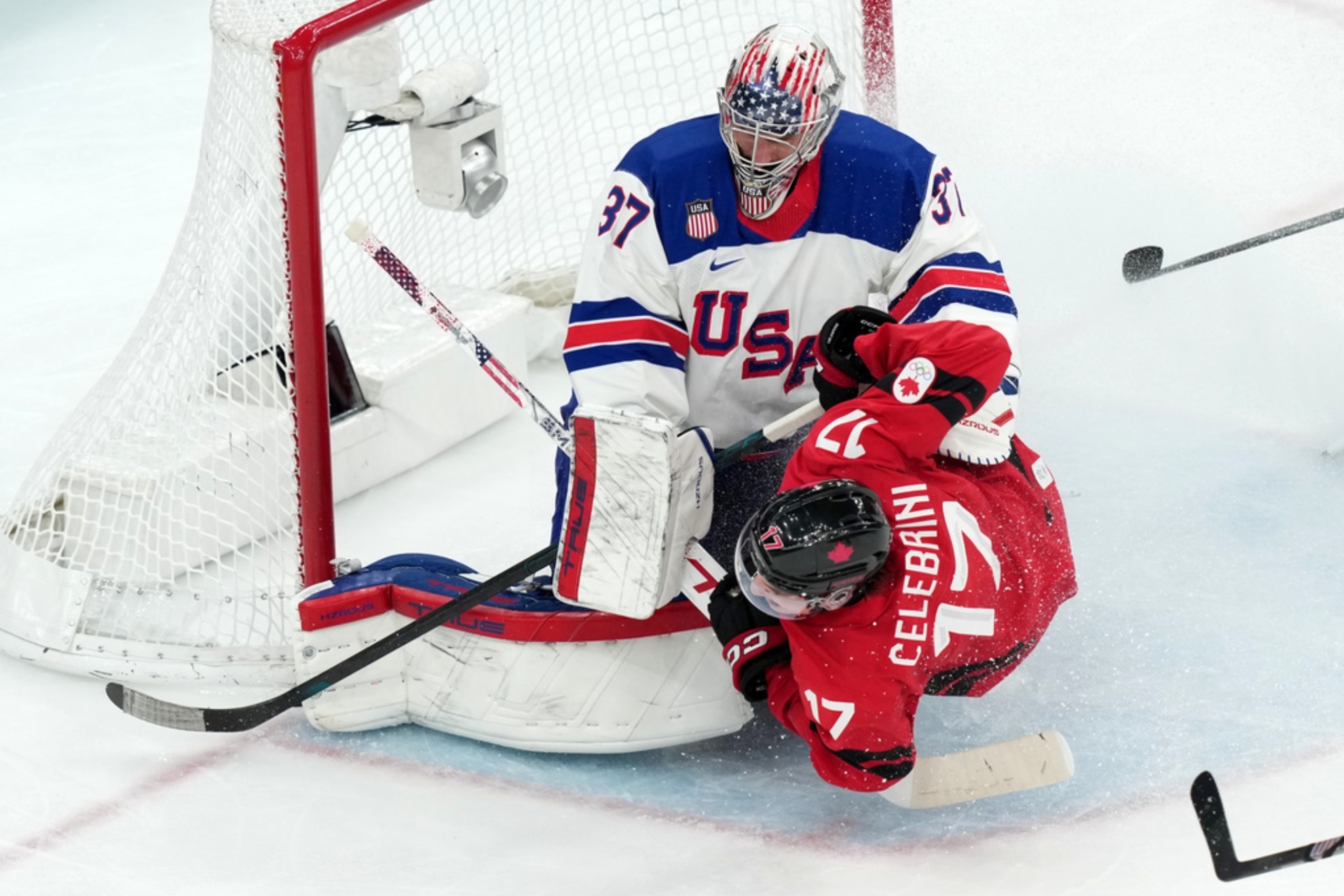 Connor Hellebuyck had one of the best performances of his career in the Milan Cortina 2026 final.