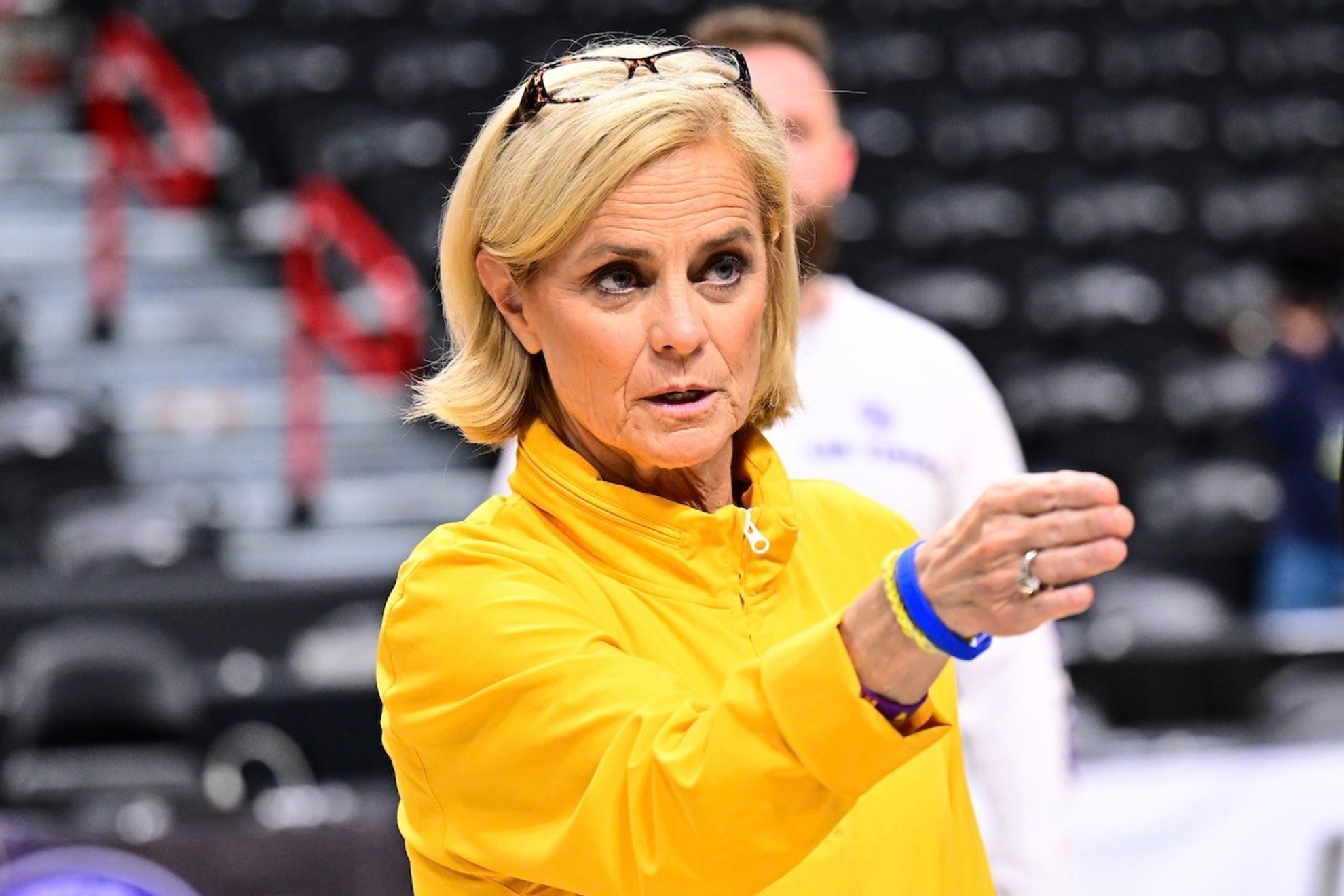 LSU head coach Kim Mulkey defended her opposite number Kim Caldwell of the Tennessee Lady Volunteers