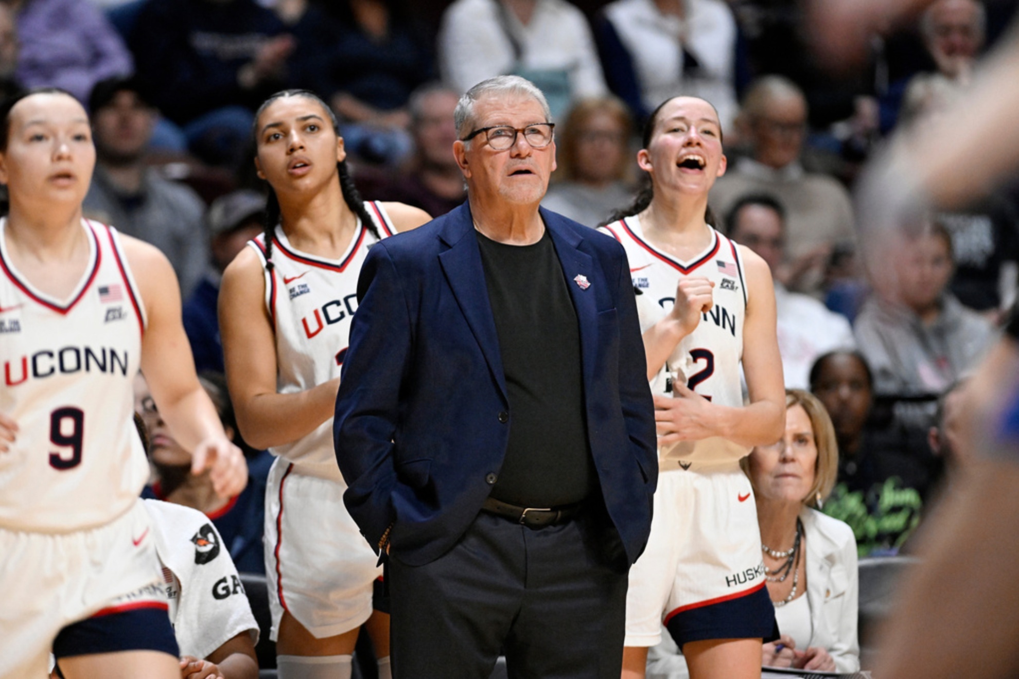 UConn capped its perfect season with the Big East championship, claiming the No. 1 overall seed.