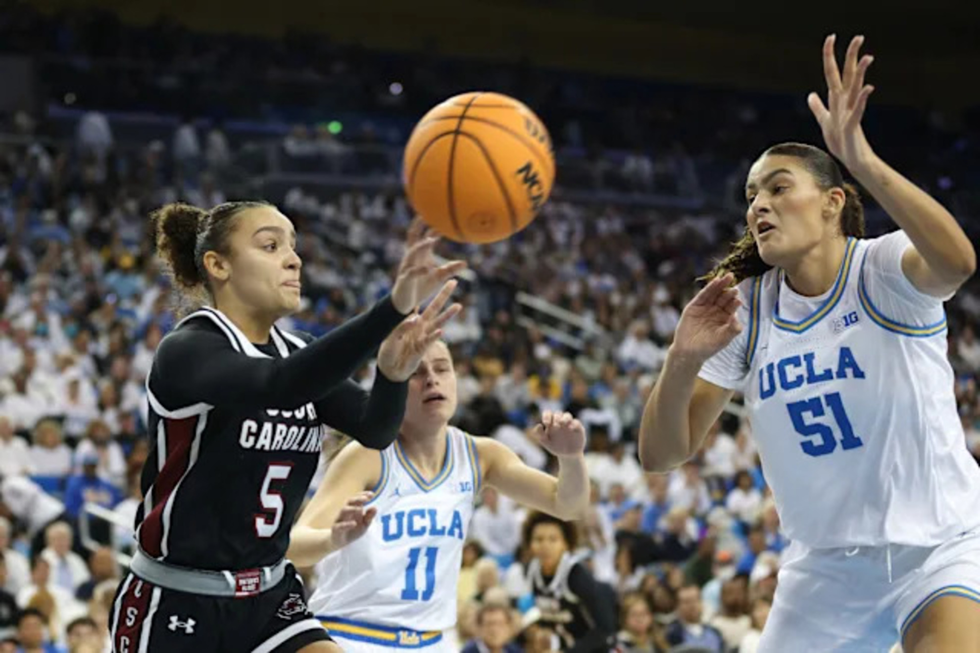 South Carolina vs UCLA