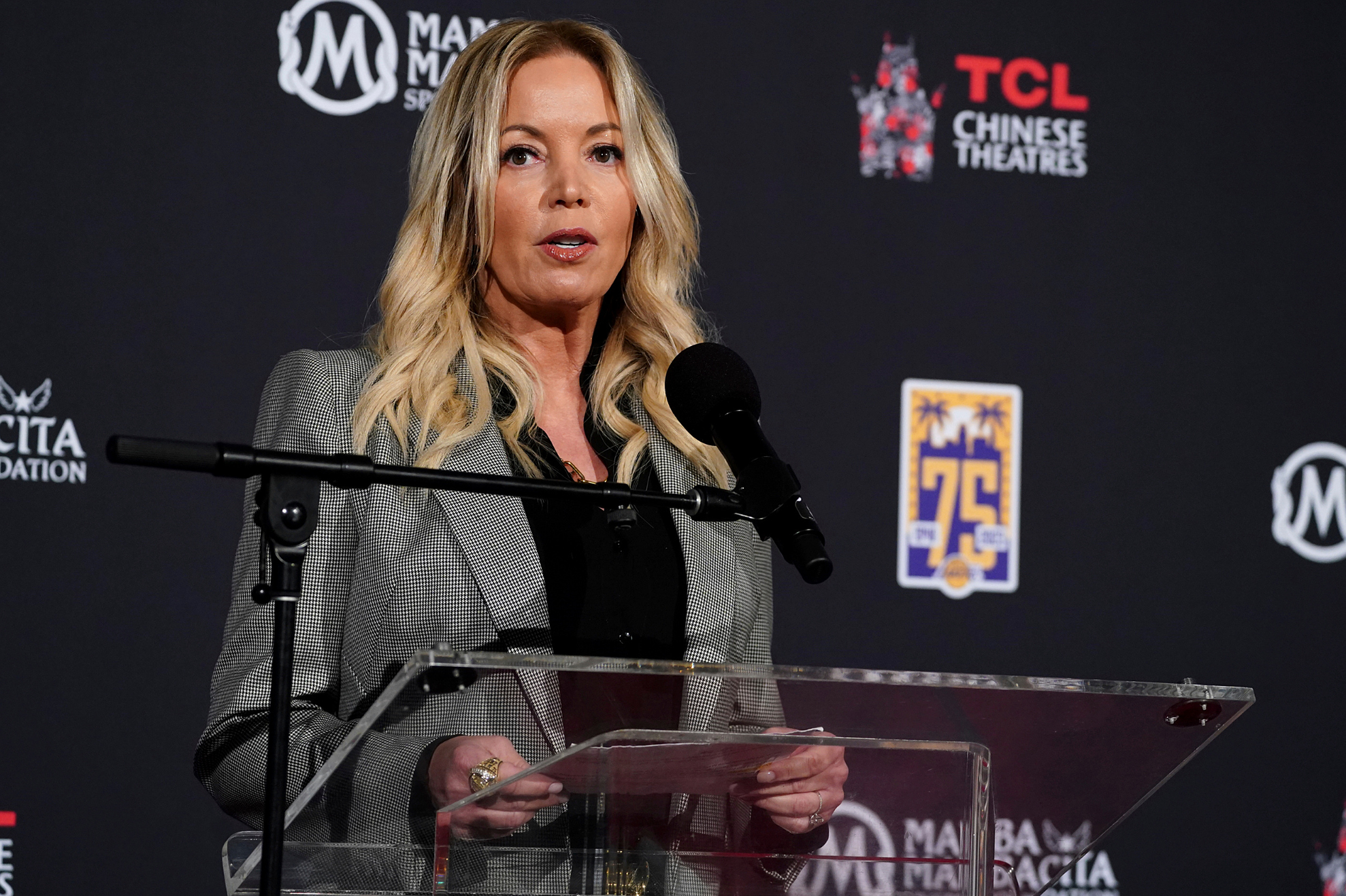 Jeanie Buss