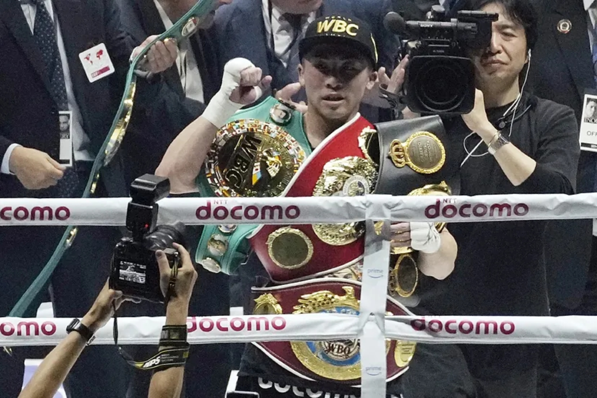 Naoya Inoue es el campeón indiscutido de peso supergallo
