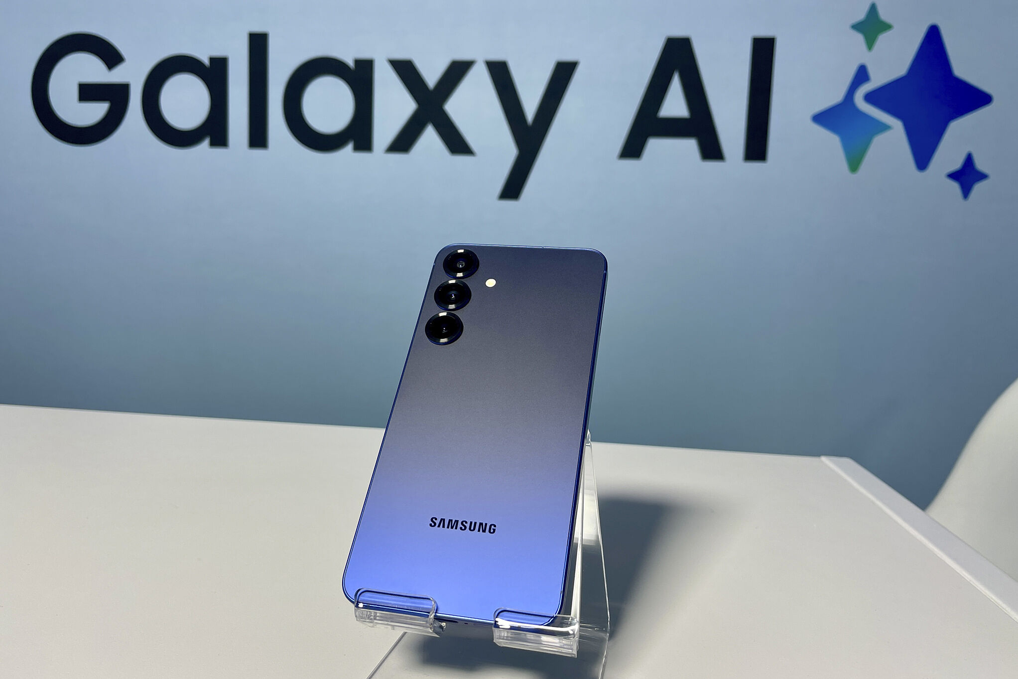 Samsung S25 Launch: Samsung steals a march on rivals Apple with Samsung S25 Launch: Samsung steals a march on rivals Apple with