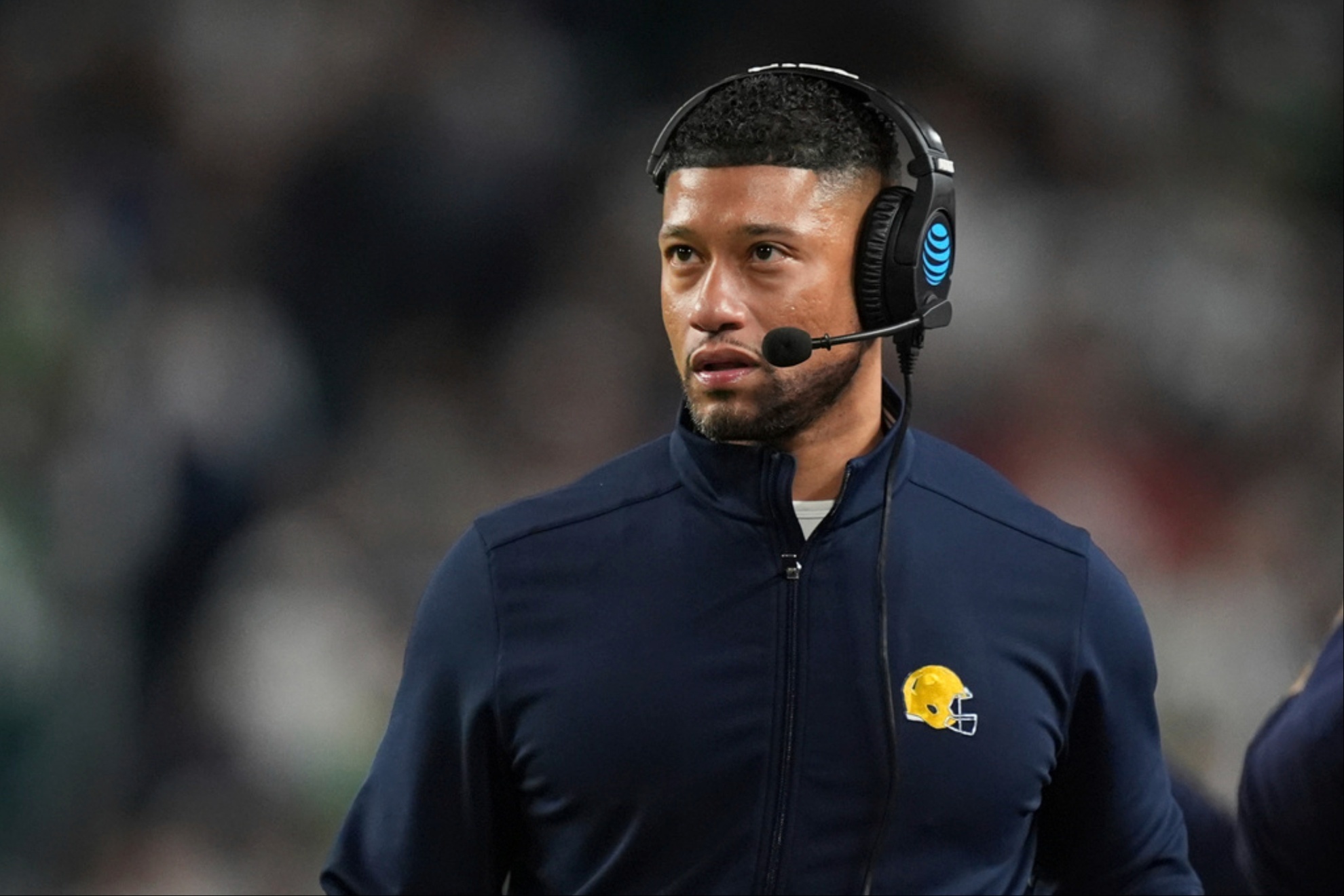Marcus Freeman faces tough call: Who will lead the Fighting Irish next season?