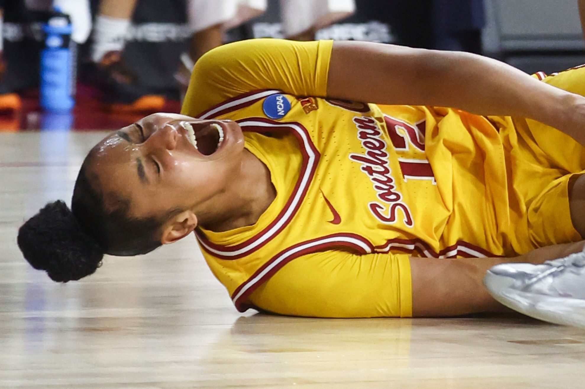 JuJu Watkins injury new video shows how her knee twist narrowly avoided something much more serious