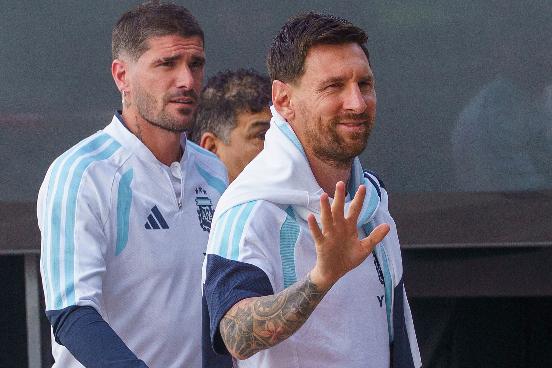 Lionel Messi reminds everyone who's king with a ridiculous golazo in  Argentina training | MARCA