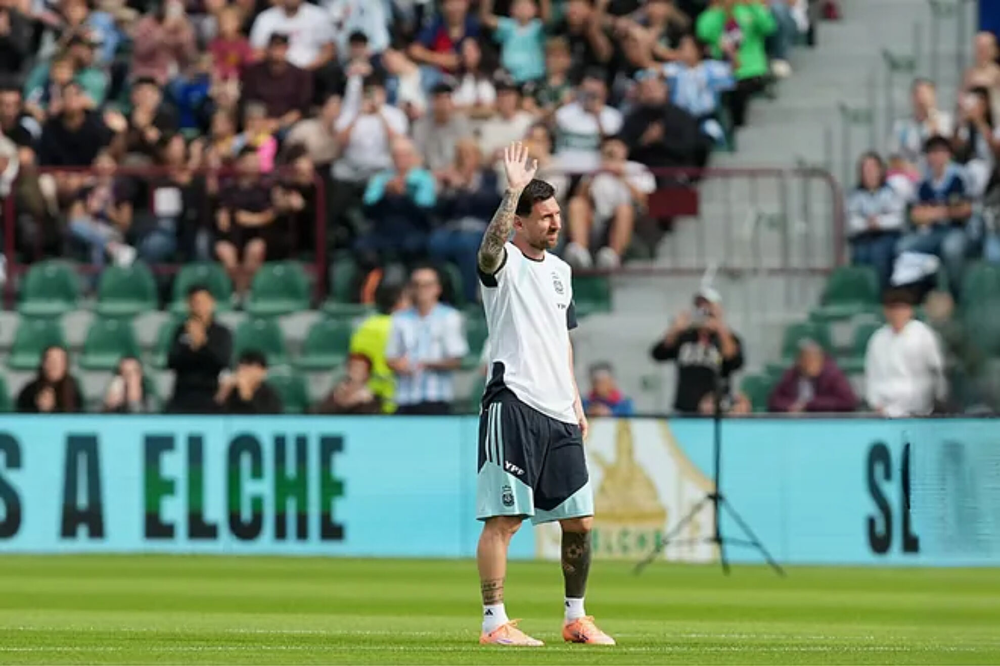 Messi's first goal in Africa.