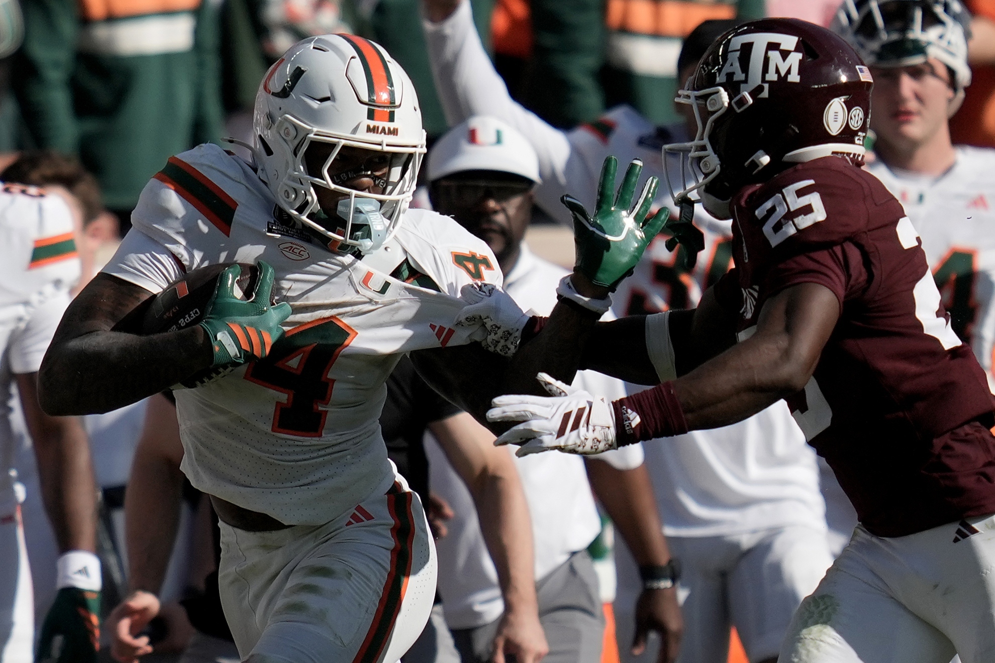 A defensive struggle turns into a viral spectacle for all the wrong reasons