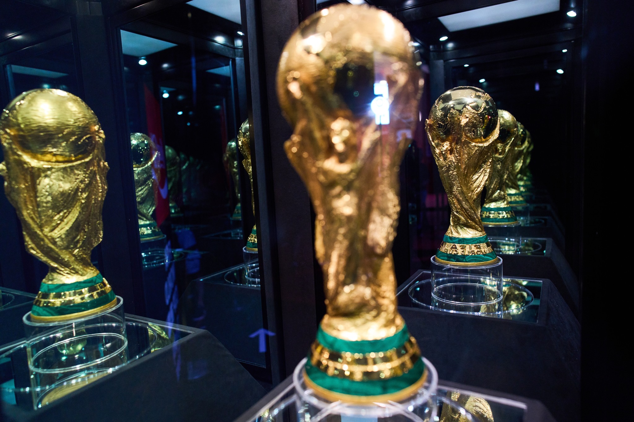 The 2026 FIFA World Cup photographed in an exhibition in Buenos Aires