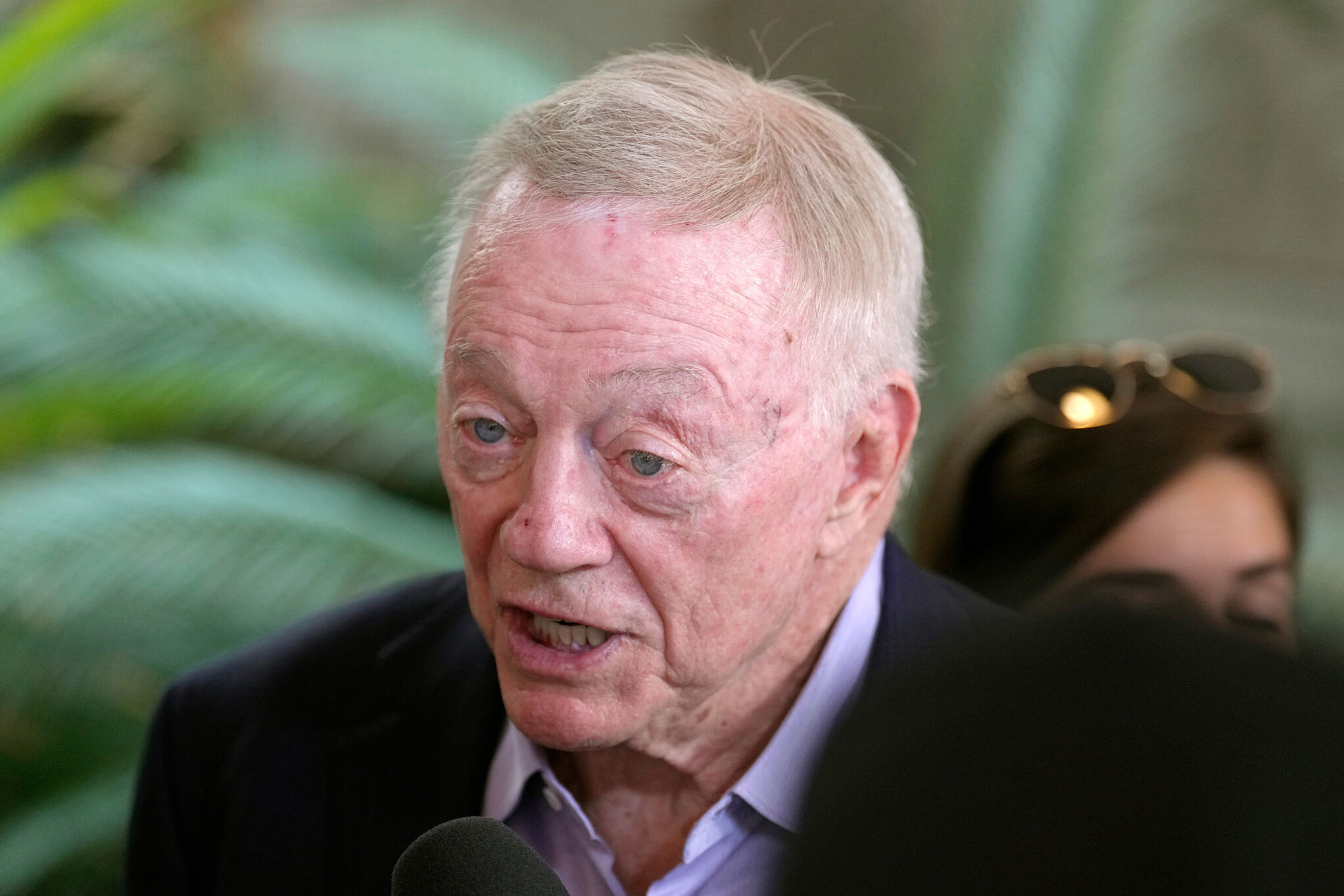 Dallas Cowboys owner Jerry Jones could be looking to make a trade splash in the 2026 NFL Draft.