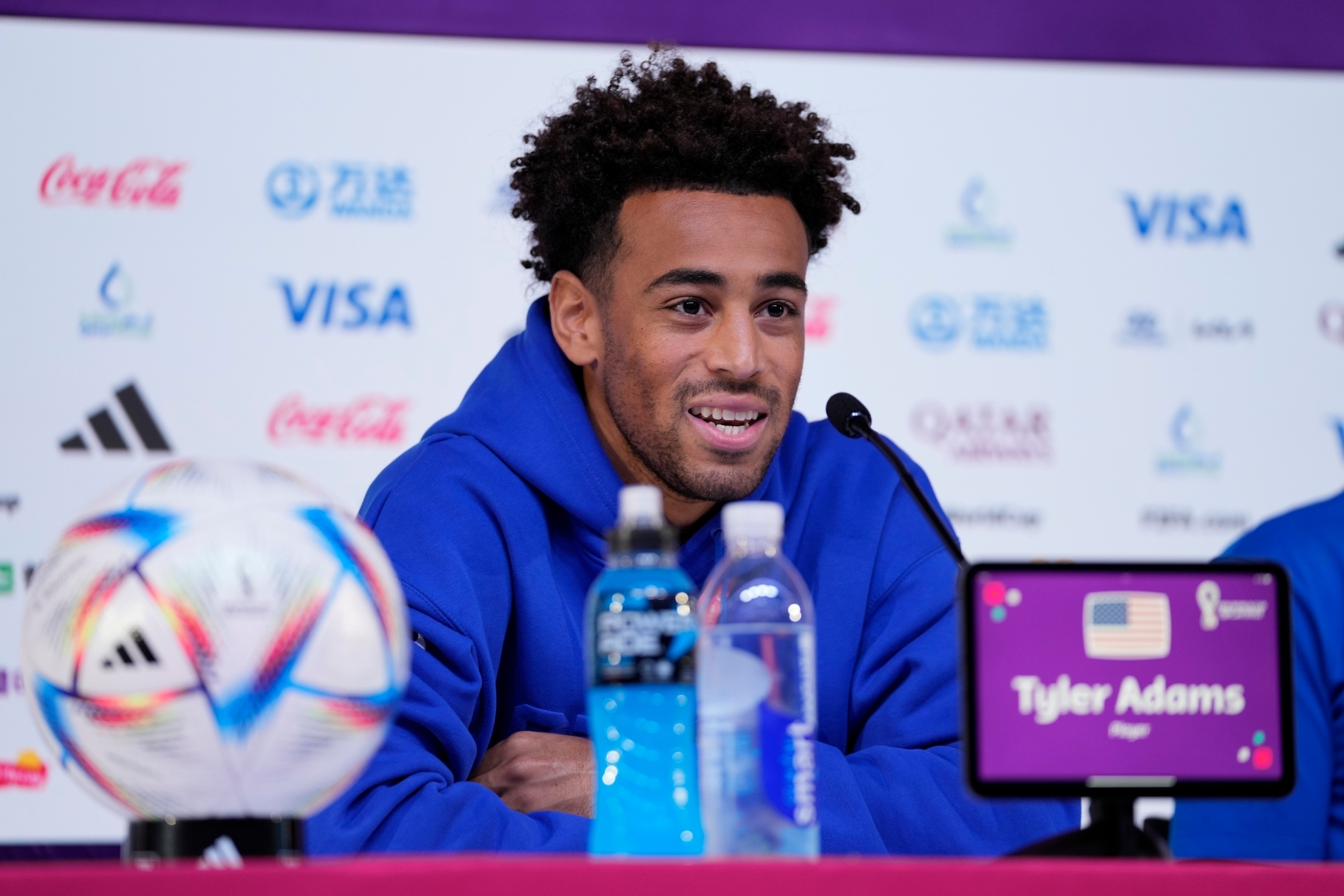 2022-11-21-16689914189791