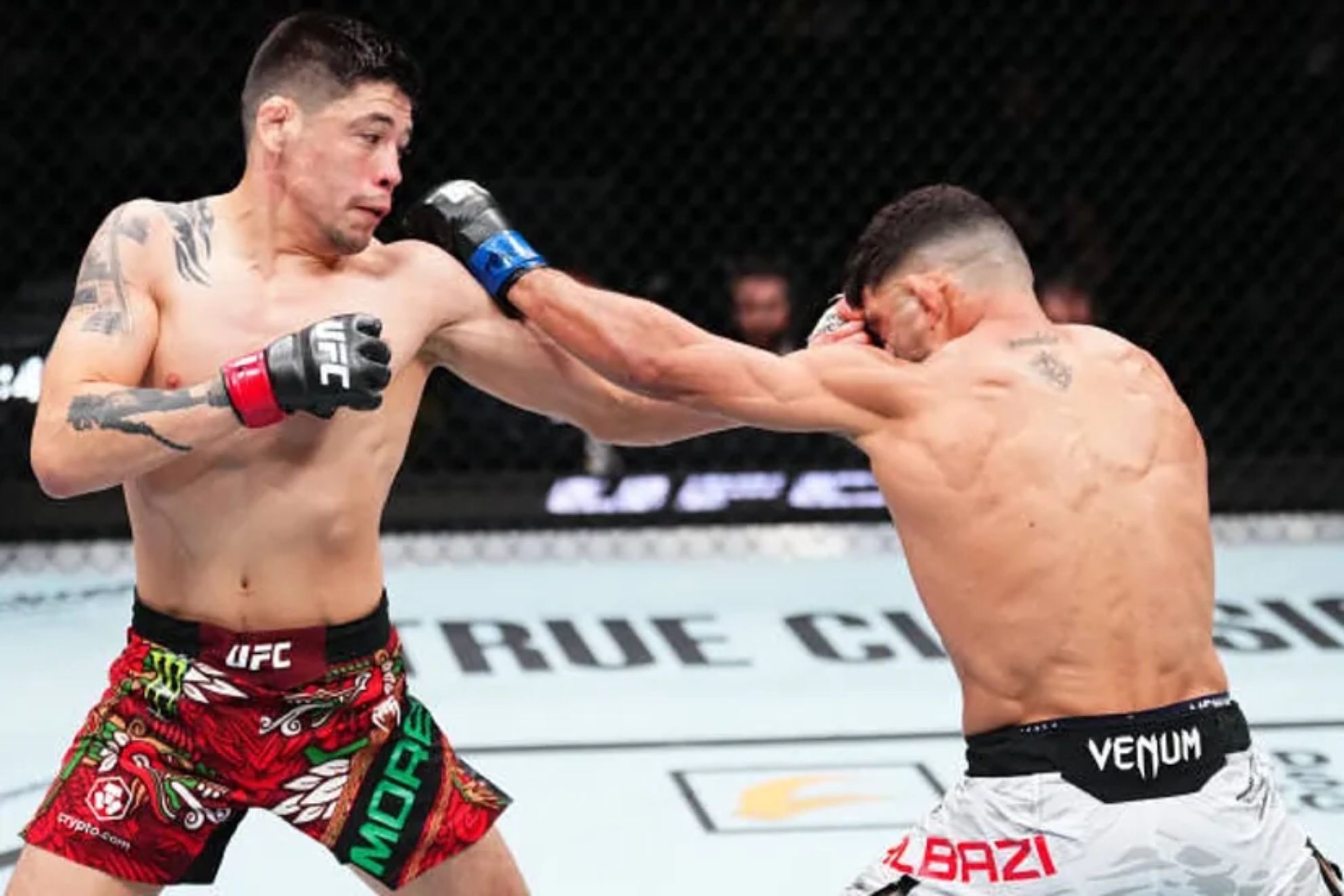 Moreno, in a moment of the fight with Albazi
