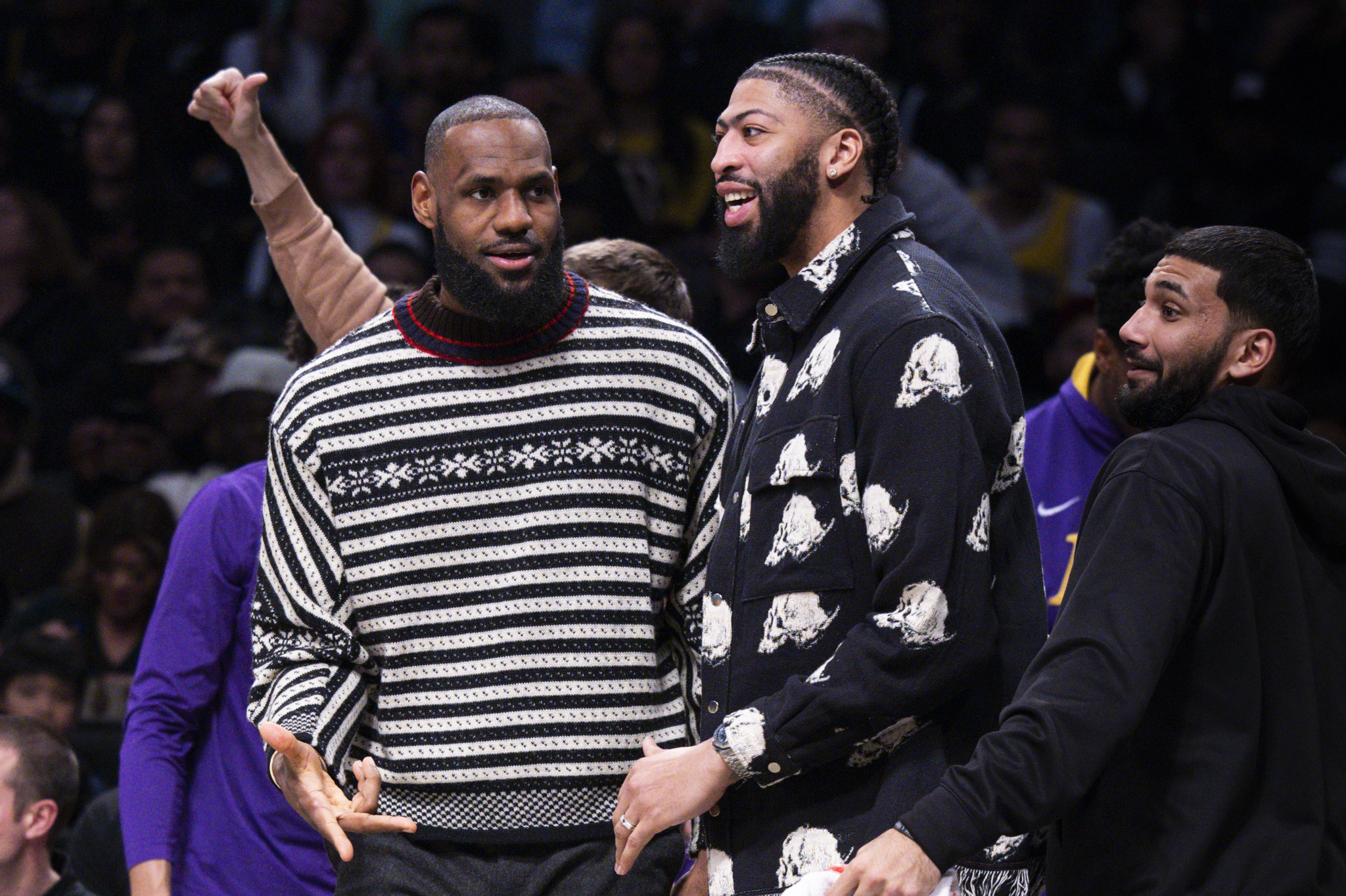 Los Angeles Lakers forward LeBron James, left, and forward lt;HIT gt;Anthony lt;/HIT gt; lt;HIT gt;Davis lt;/HIT gt; look on from the bench during the second half of an NBA basketball game against the Brooklyn Nets, Monday, Jan. 30, 2023, in New York. (AP Photo/Corey Sipkin)