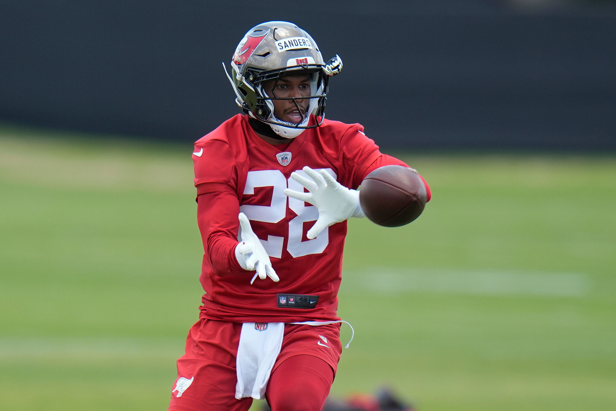 Shilo Shilo Sanders has won the Buccaneers fans over as they demand Tampa Bay ...
