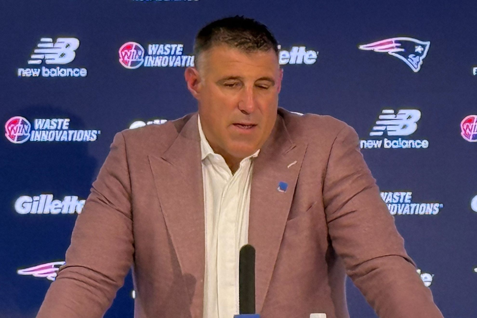 Mike Vrabel could face harsh reality with Patriots once scandal is resolved | MARCA