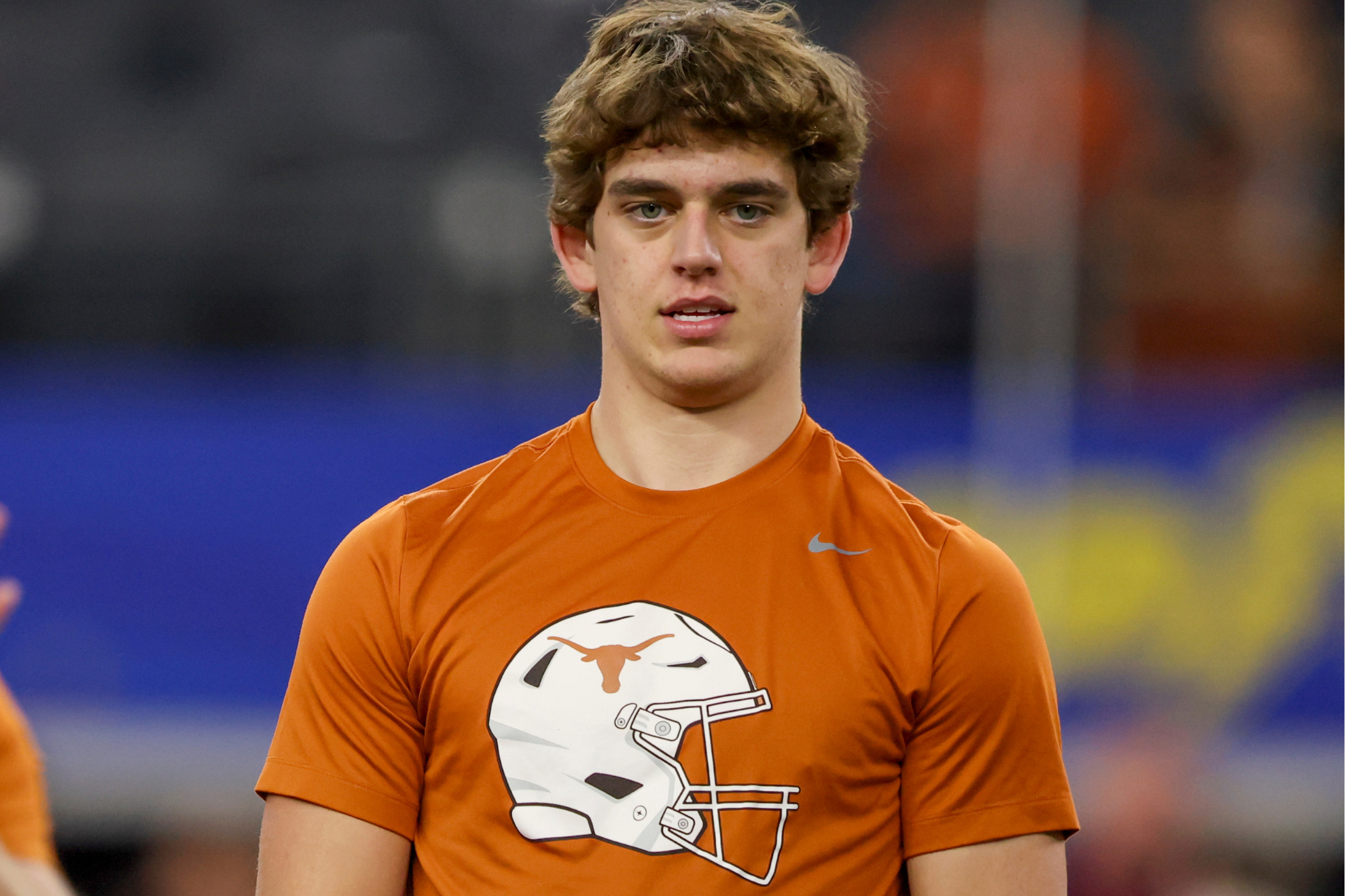 Arch Manning warms up before a Texas Longhorns game during the 2024 season.