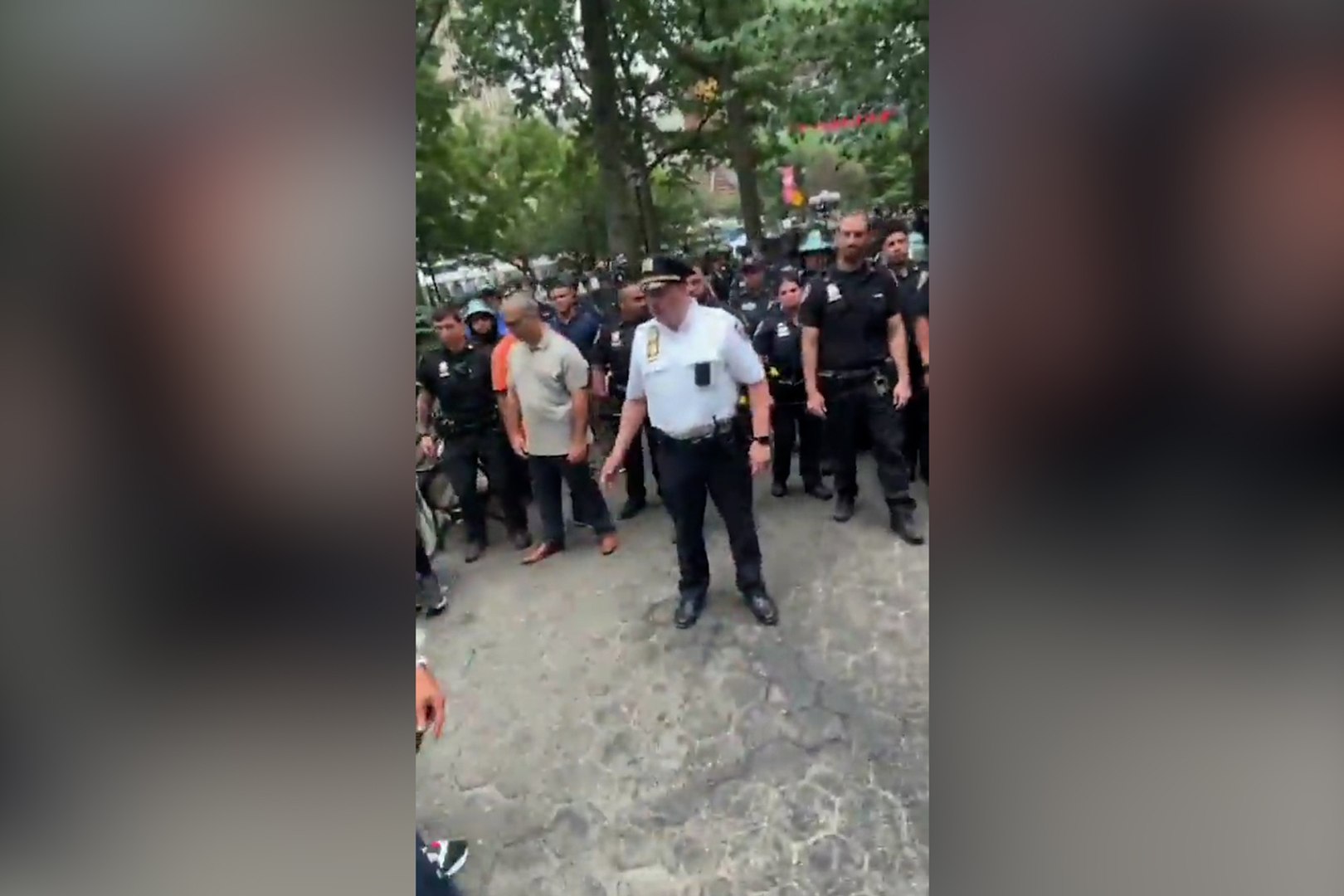 Twitch streamer Kai Cenat provokes New York City mass riot