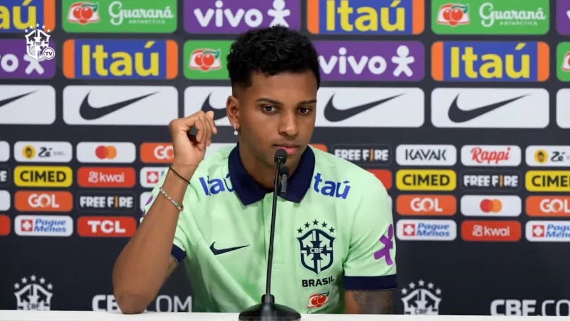 Rodrygo on Mbappe: I'd be very excited for him to come here
