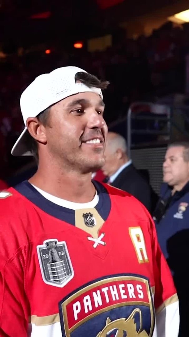 Brooks Koepka bangs the drum to start Stanley Cup Final Game 4 in Florida