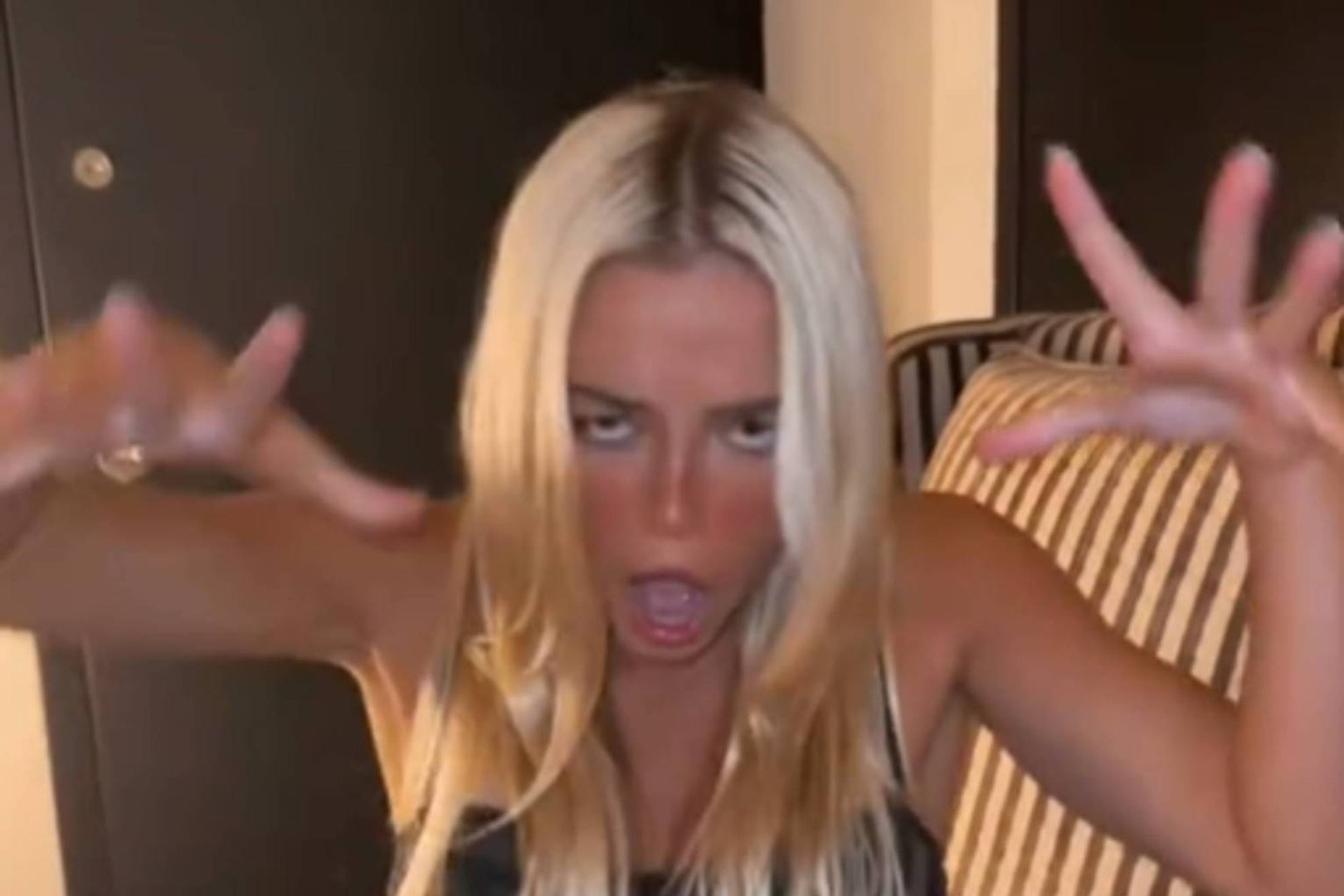 Olivia Dunne leaves fans stunned with hotel room video