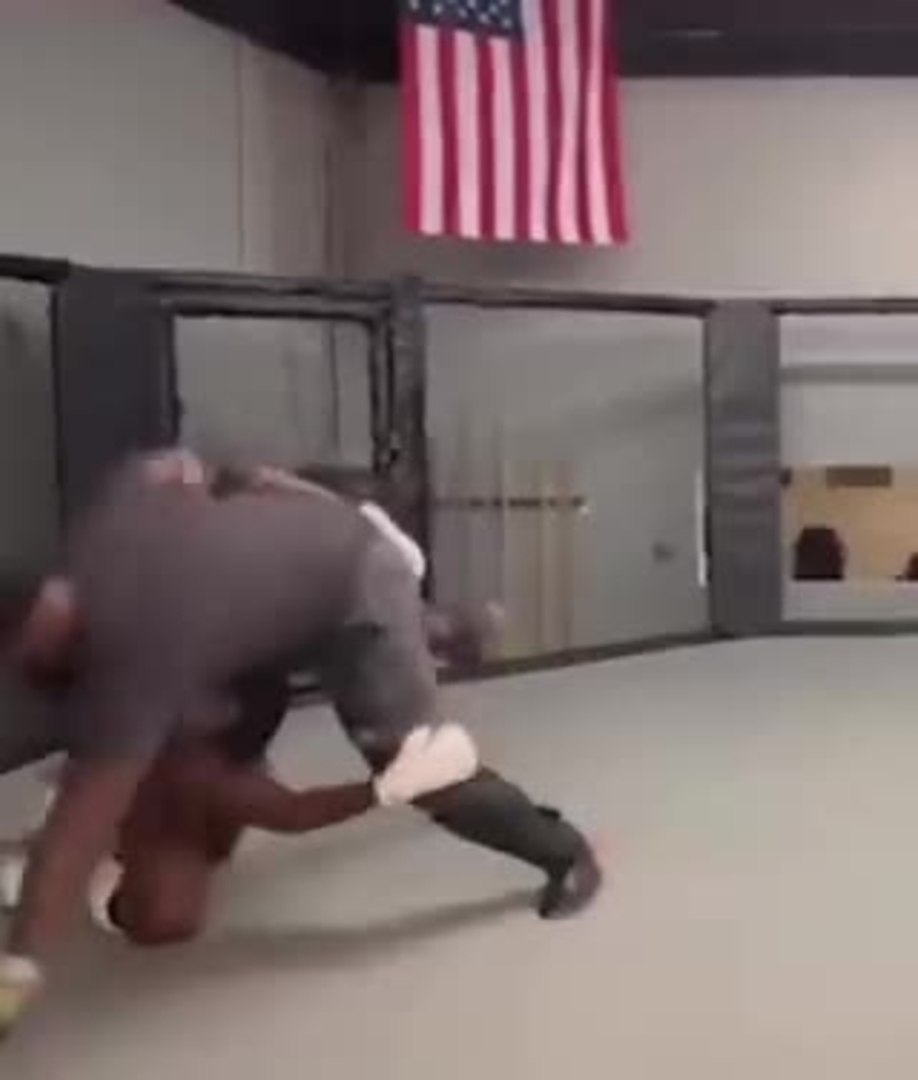 Jon Jones gets injured