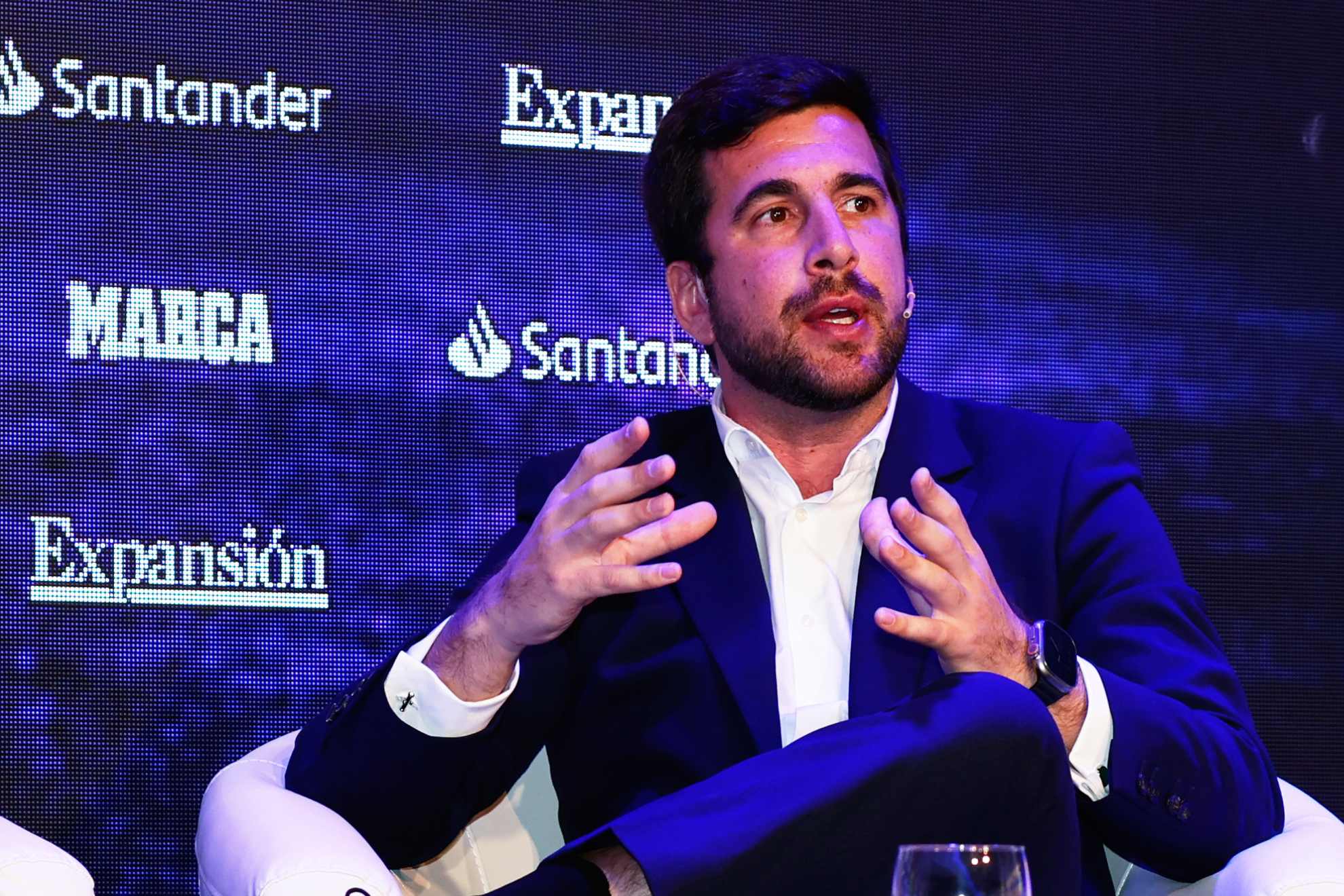 EXPANSION Y MARCA BUSINESS SPORT FORUM
MESA DE DEBATE: GRANDES OPORTUNIDADES DE INVERSION