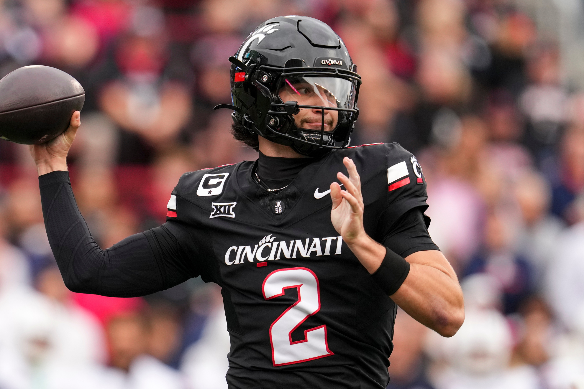 Brendan Sorsby during one of his final starts as the starting quarterback of the Cincinnati Bearcats.