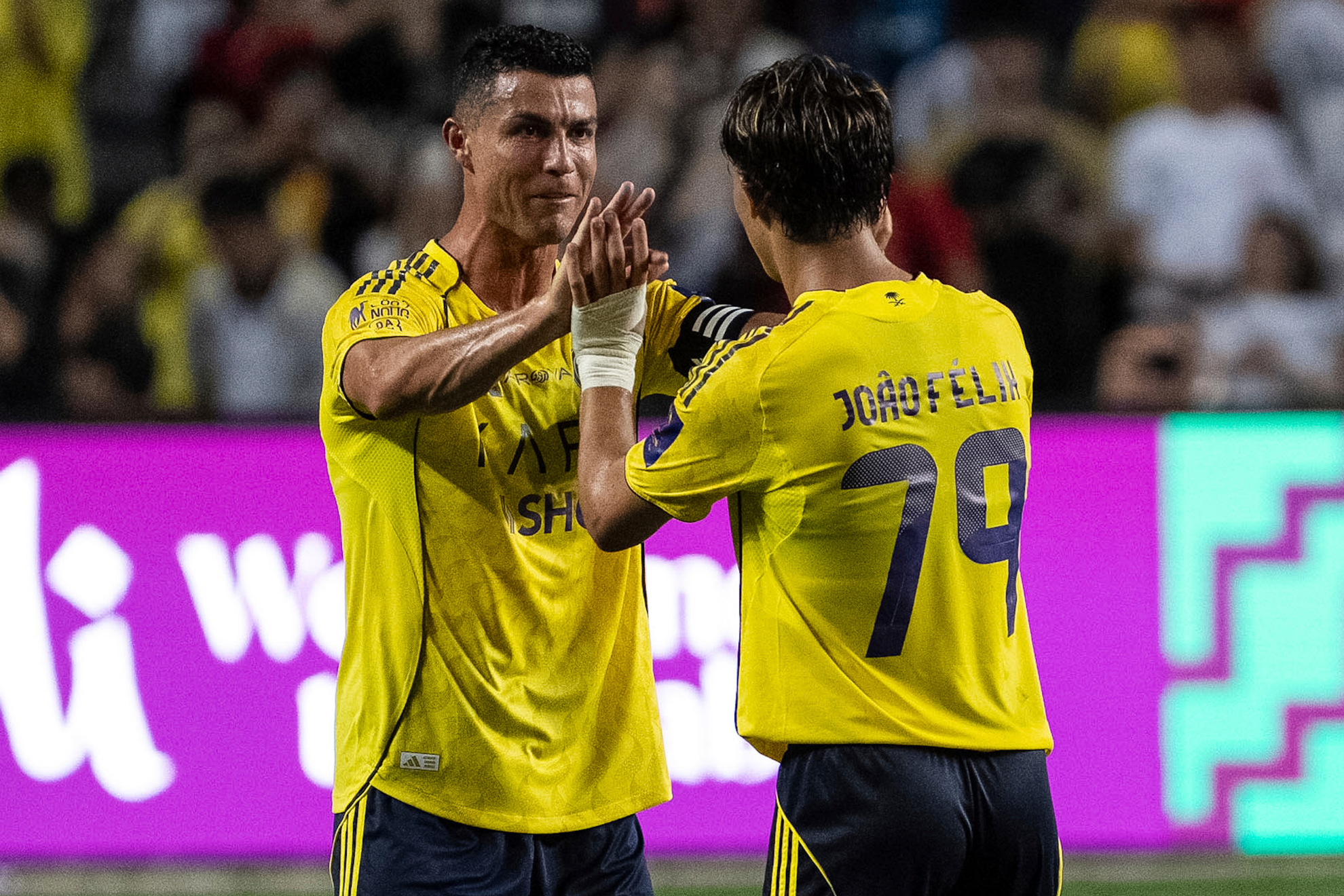 Portugal star reveals his special plan for Cristiano Ronaldo’s 1000th career goal 5 6a10f46c8b59c