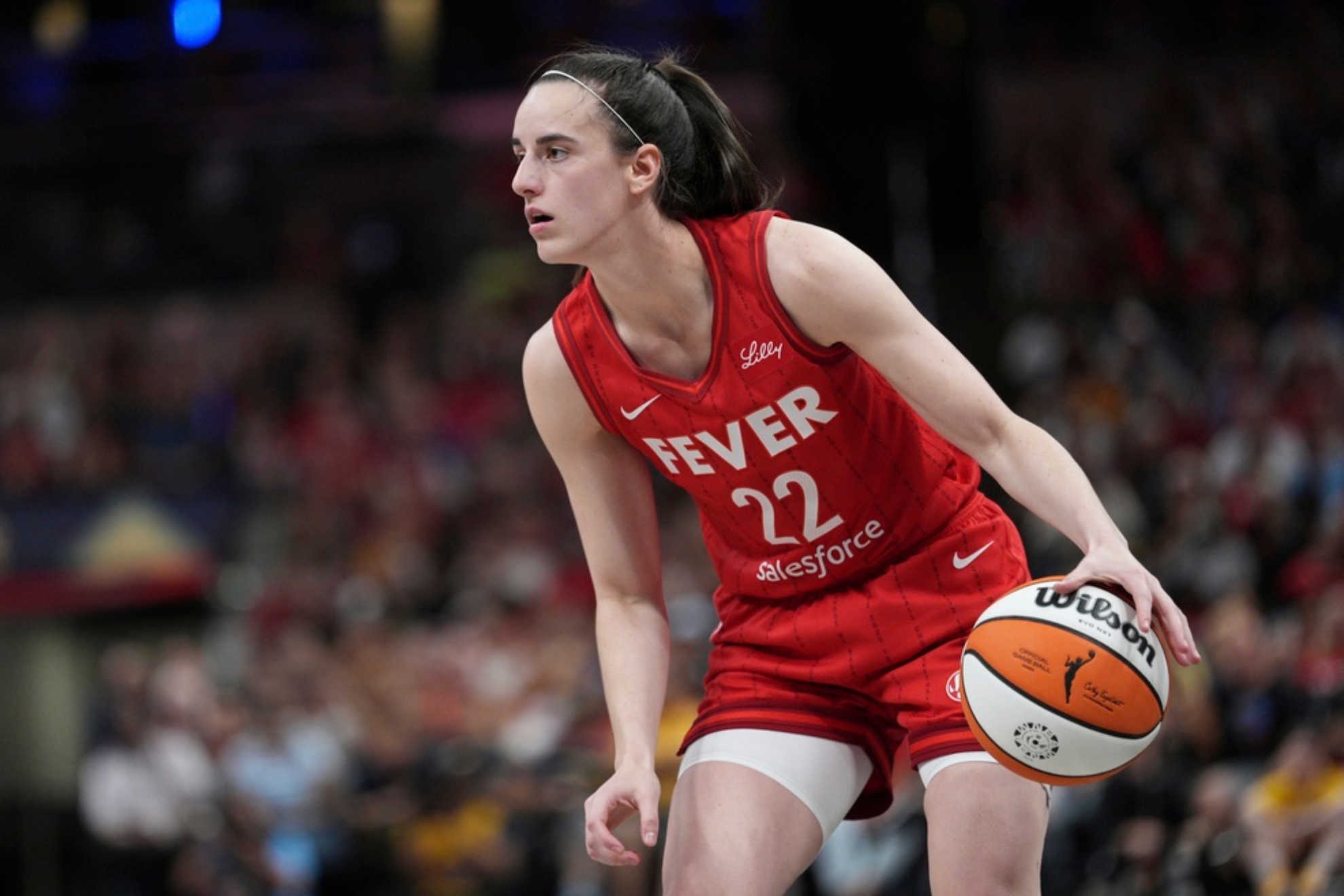 Caitlin Clark sets new WNBA record despite Fever's streak-snapping defeat | MARCA