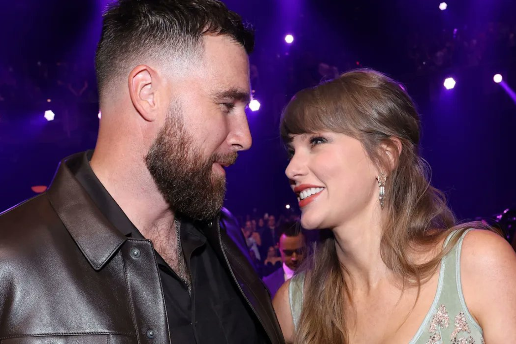 Taylor Swift celebrated a historic night with Travis Kelce as Steven Spielberg captured an unforgettable memory | MARCA