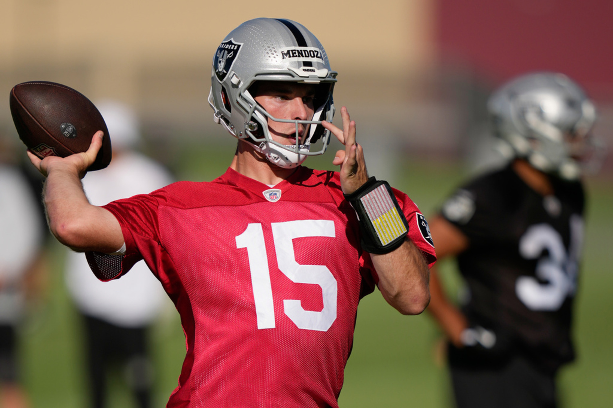 Las Vegas Raiders quarterback Fernando Mendoza