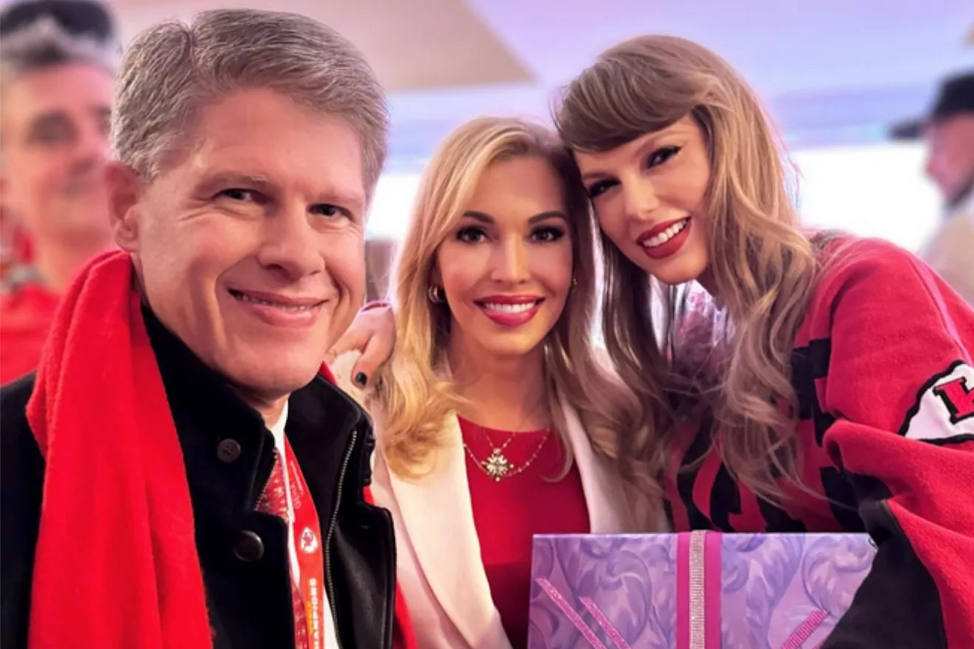 Clark Hunt, Tavia Hunt and Taylor Swift Instagram