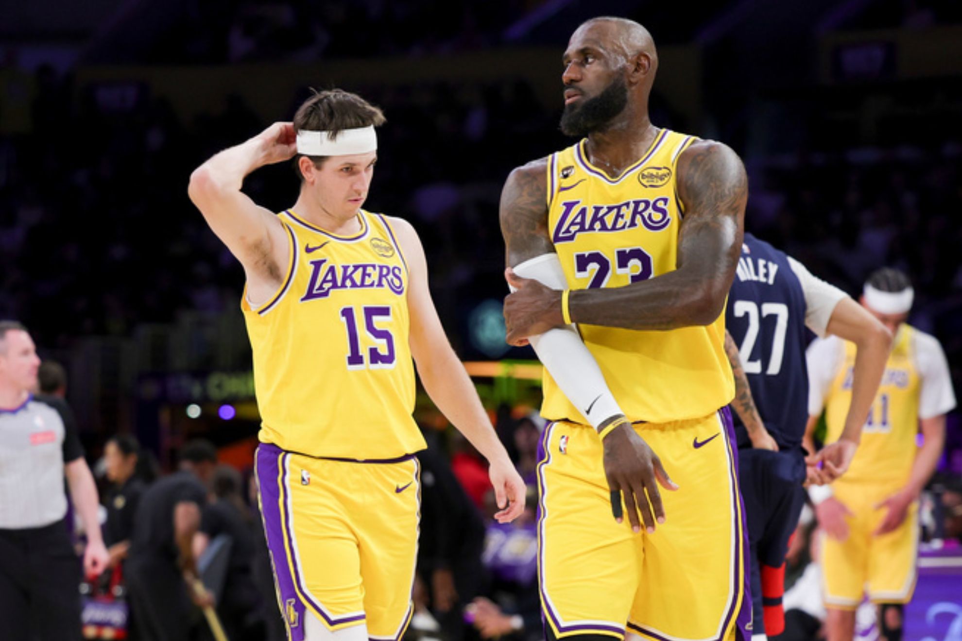 Austin Reaves & LeBron James. LaPresse