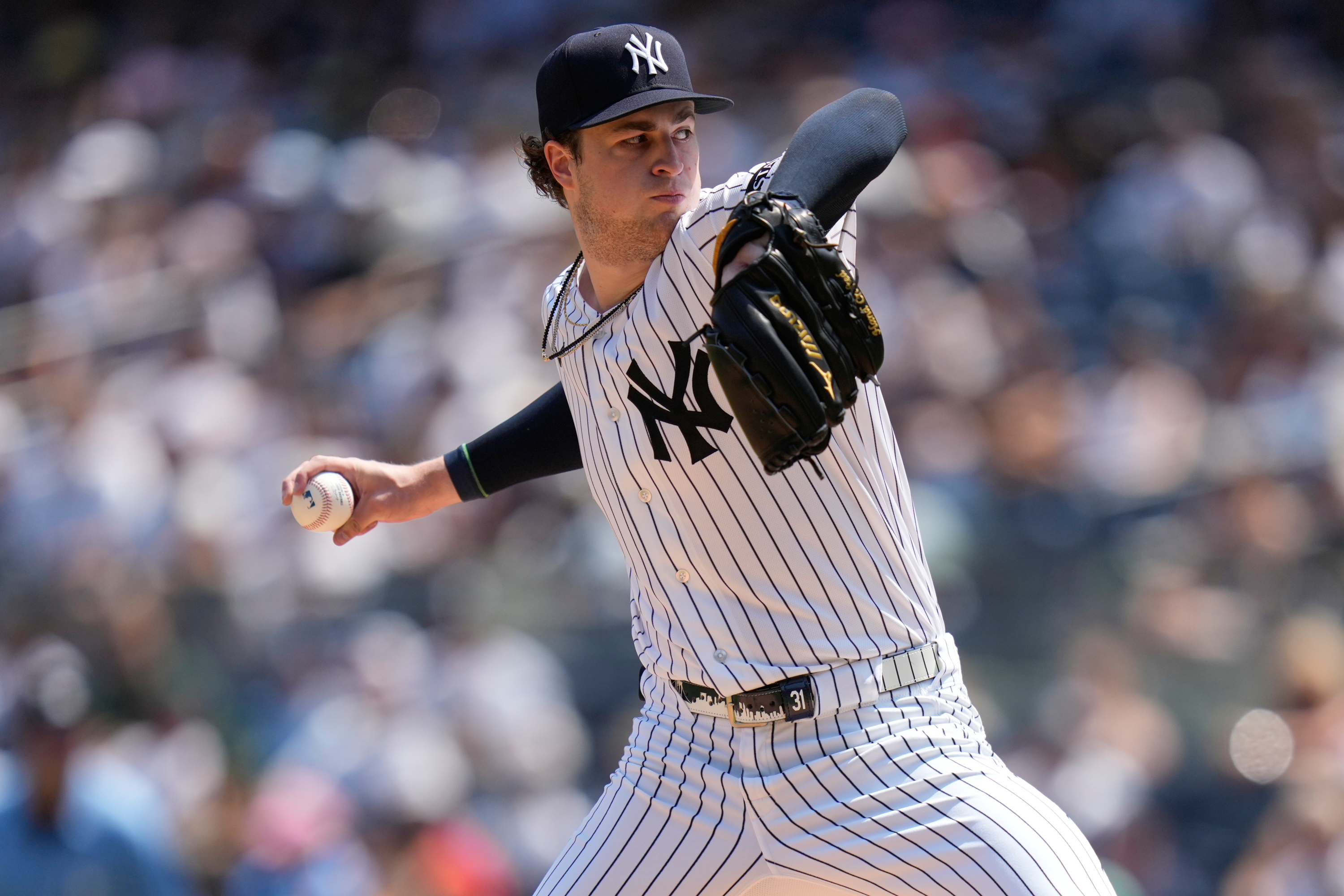 New York Yankees pitcher Cam Schlittler throws during the first inning of a baseball game against the Atlanta Braves, Sunday, Aug. 9, 2026, in New York. (AP Photo/Seth Wenig) Seth Wenig