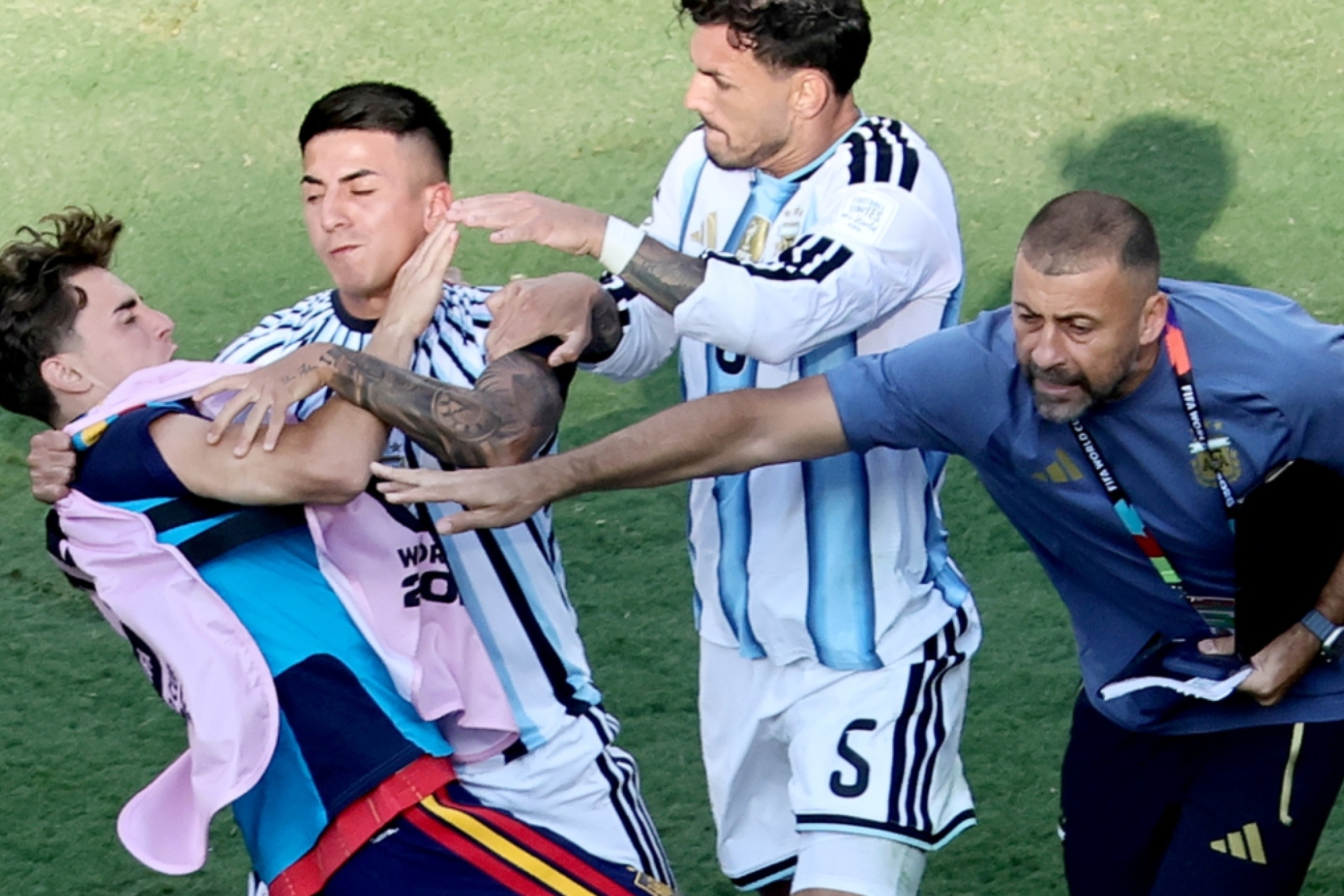 Paredes and Gavi