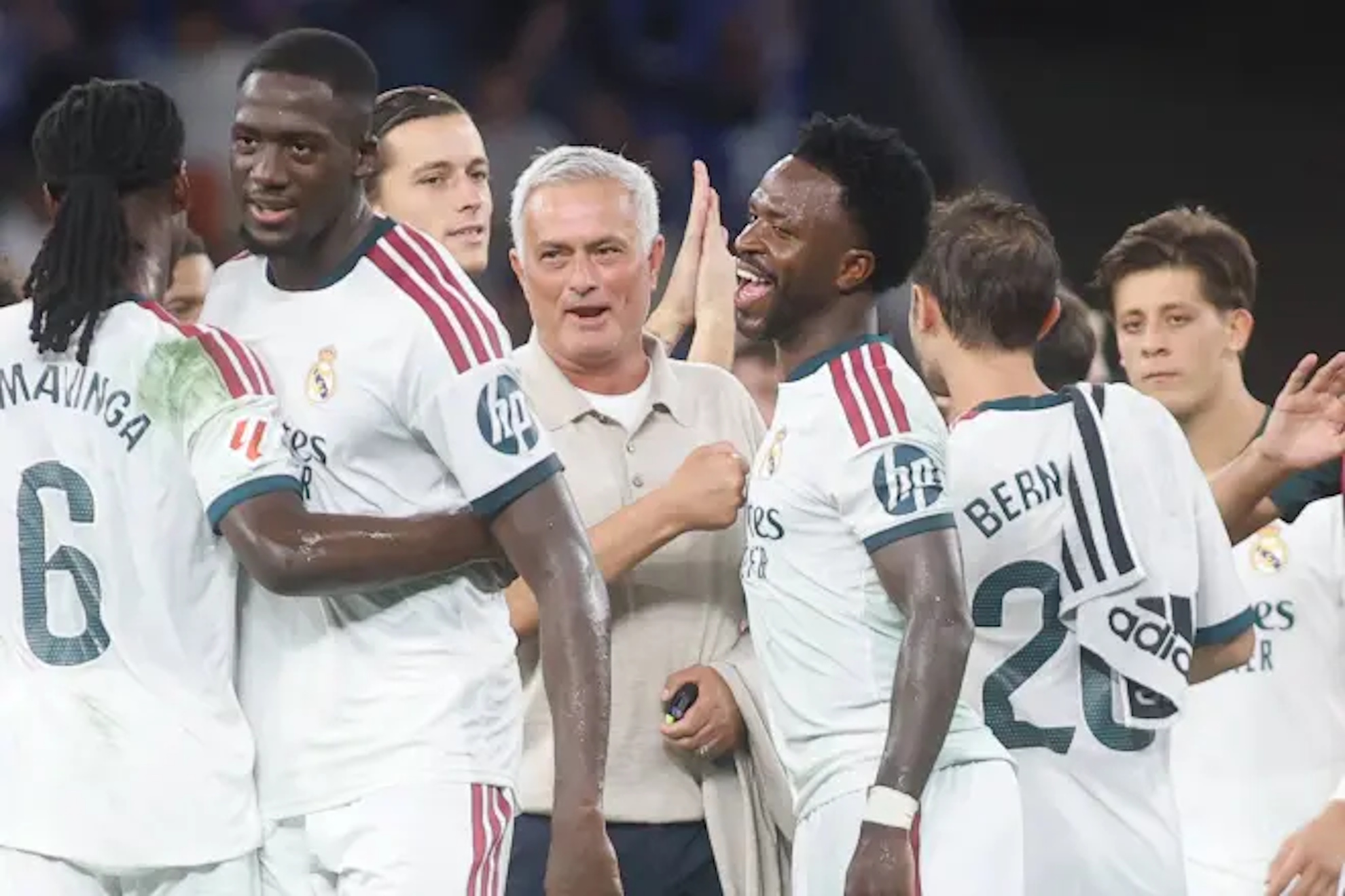 Mourinho, all the way with Vinicius.