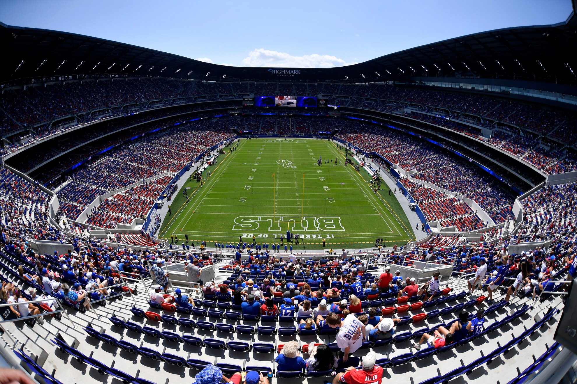 Fans find their seats in Highmark Stadium before a preseason NFL football game LAPRESSE