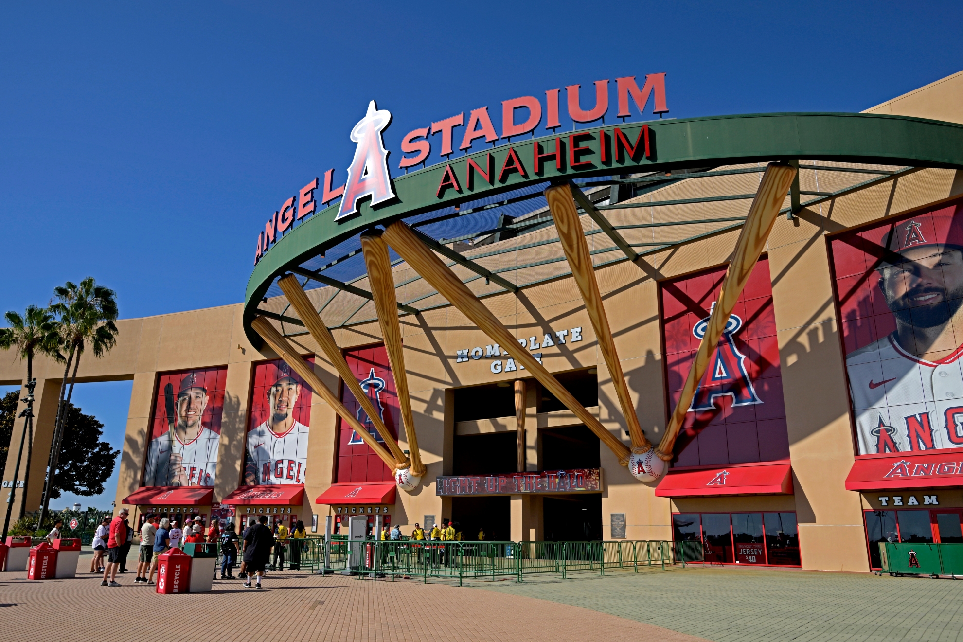 People line up outside Angel Stadium prior to a baseball game between the Los Angeles Angels and the Cleveland Guardians