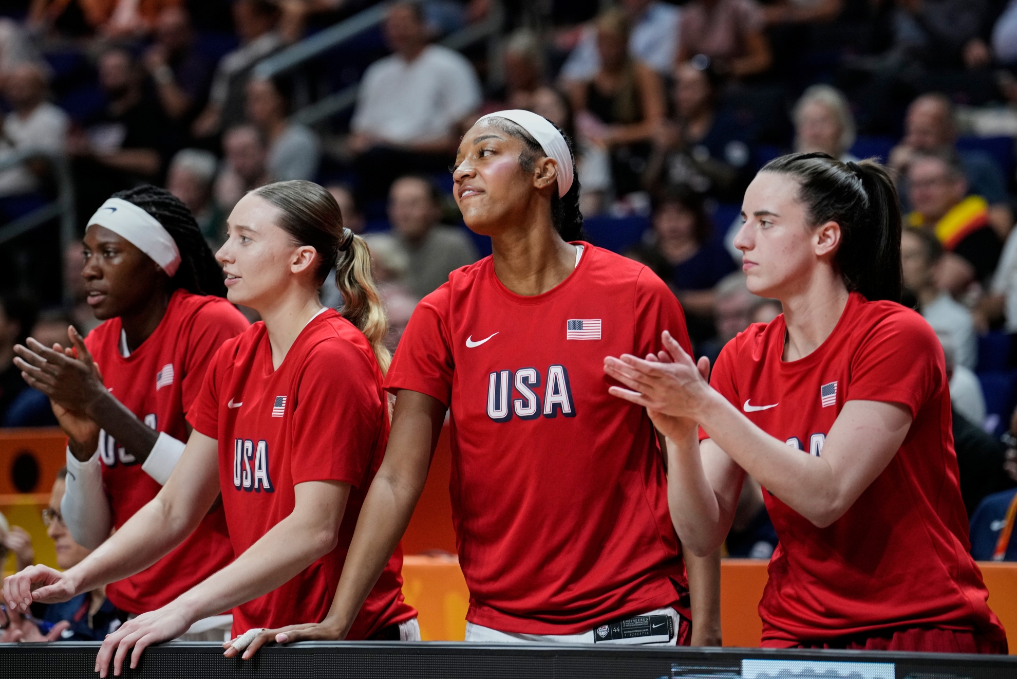United States players Caitlin Clark, right, and Angel Reese, second right, react during the Women's Basketball World Cup LAPRESSE