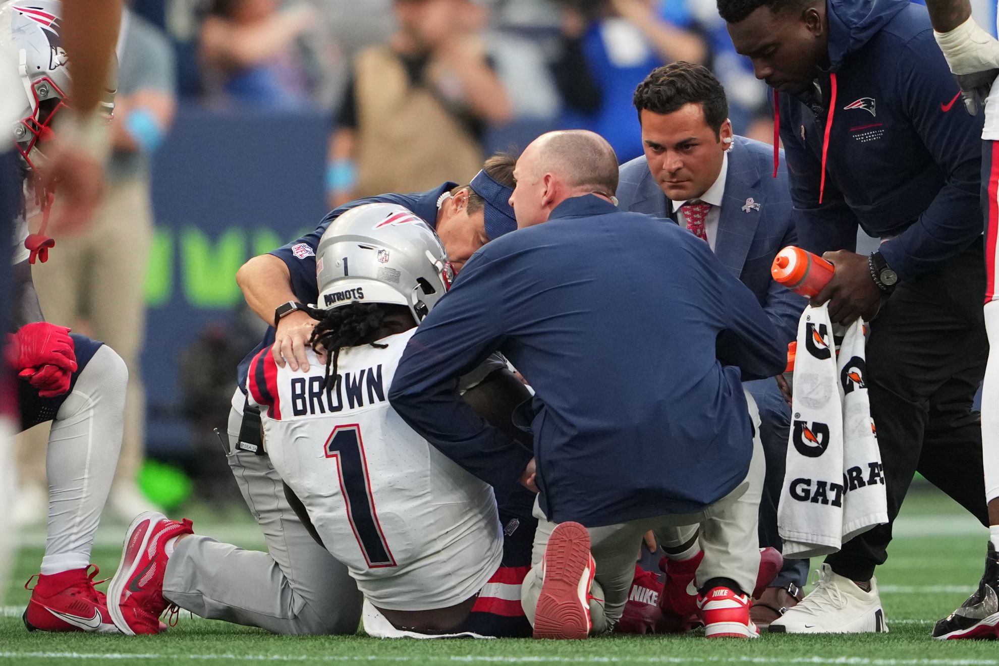 New England Patriots wide receiver A.J. Brown (1)