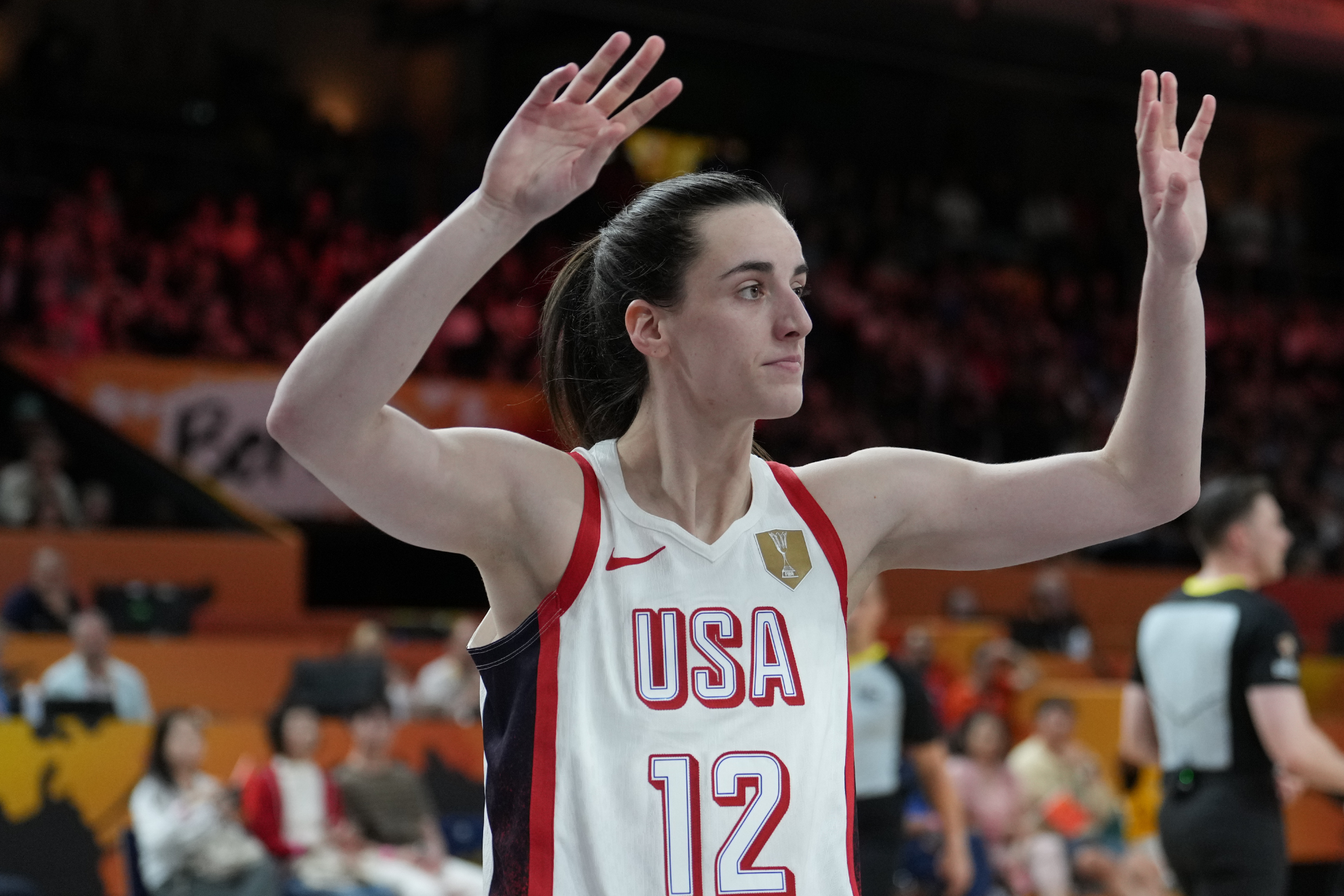 The NBA star was at the center of a tense moment during the 2026 FIBA World Cup final between the United States and France. LAPRESSE