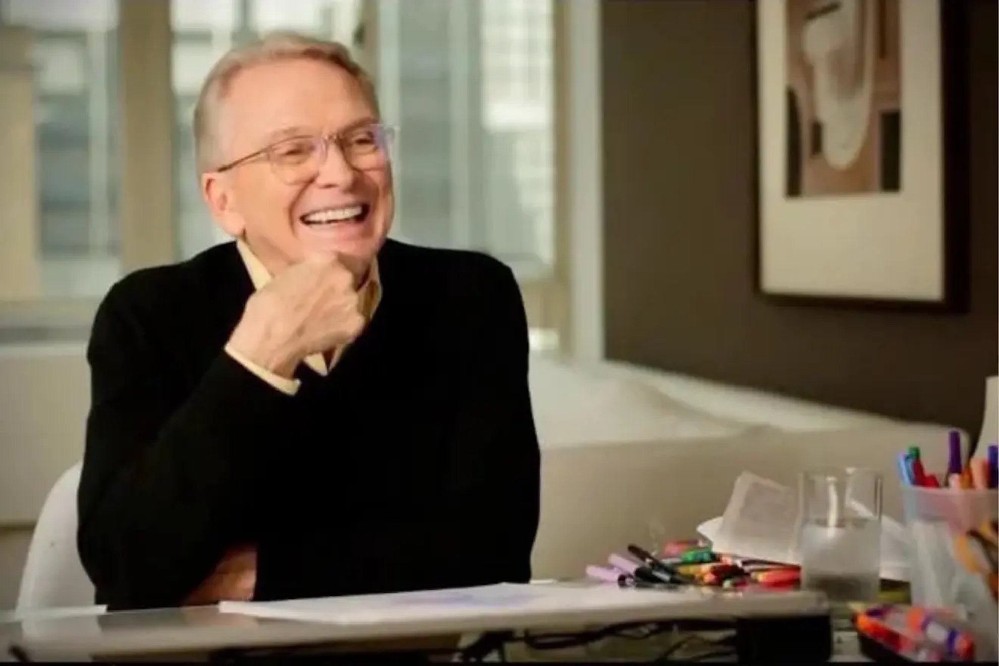 Bob Mackie. X