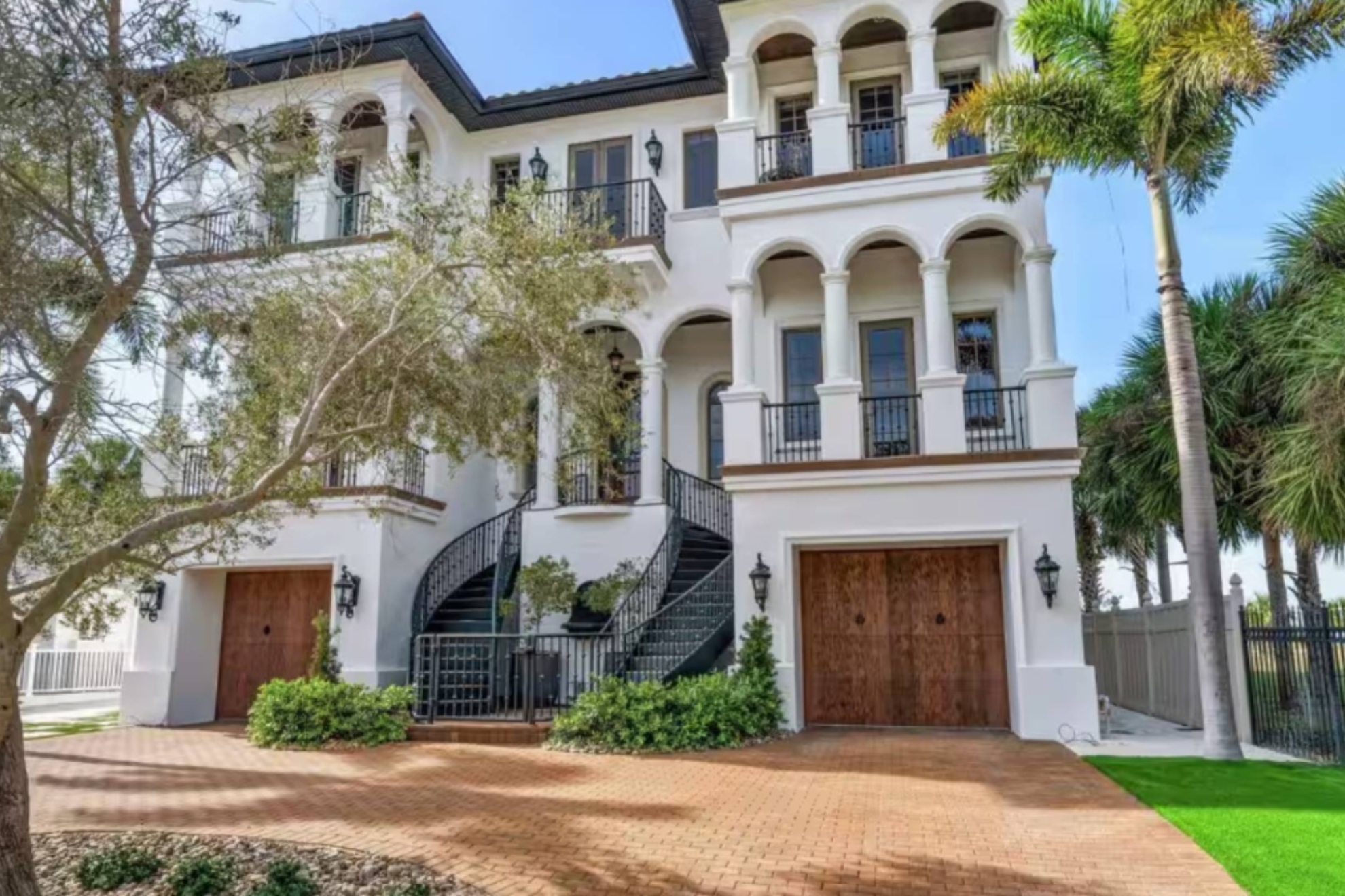 Hulk Hogan's mansion