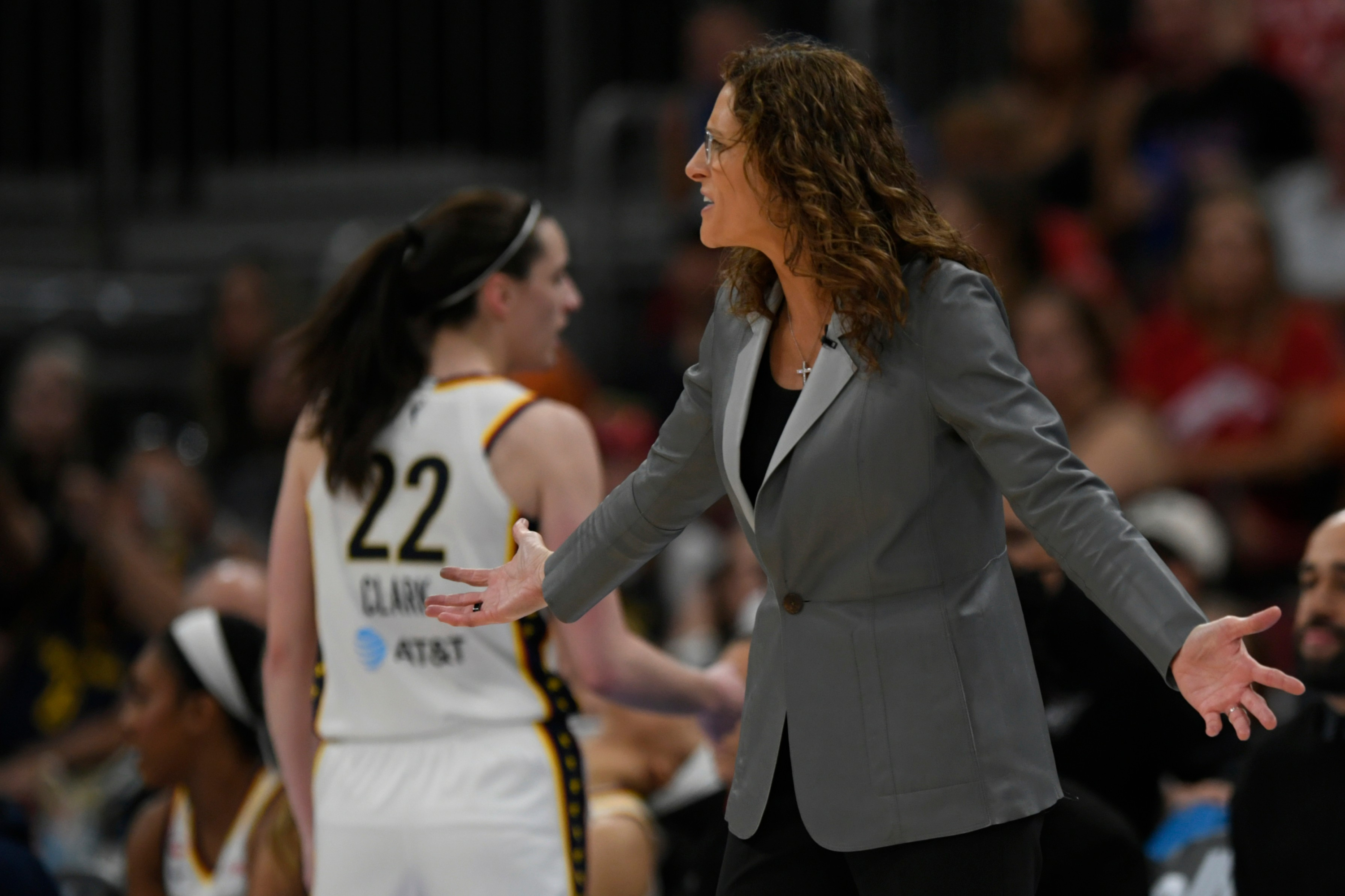 Indiana Fever head coach Stephanie White reacts after Caitlin Clark was called for a foul LAPRESSE